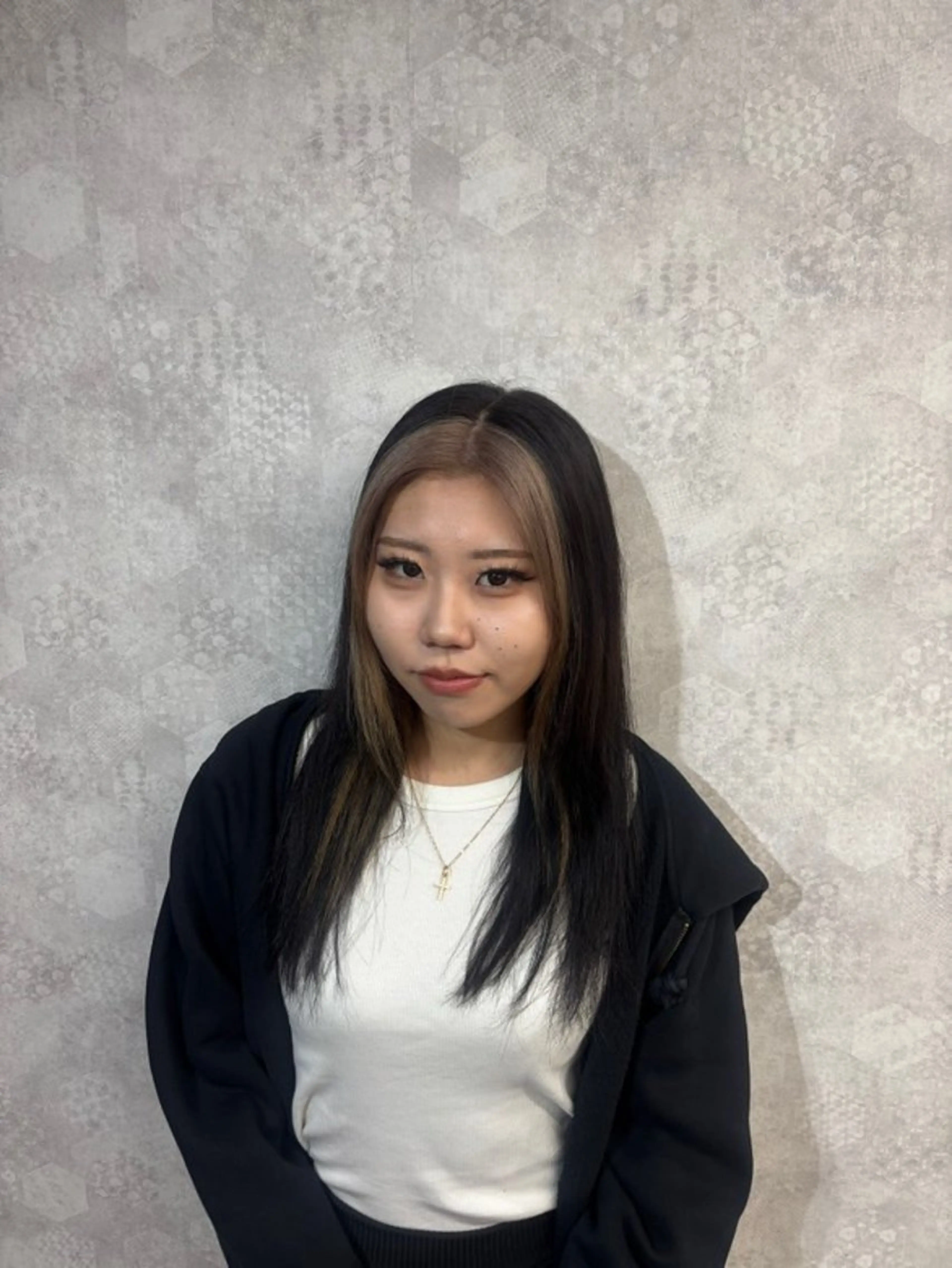 カラー カット ヘアカラー トリートメント ヘアセット ハイトーン/ギャル No.1/ルイヤのヘアスタイル