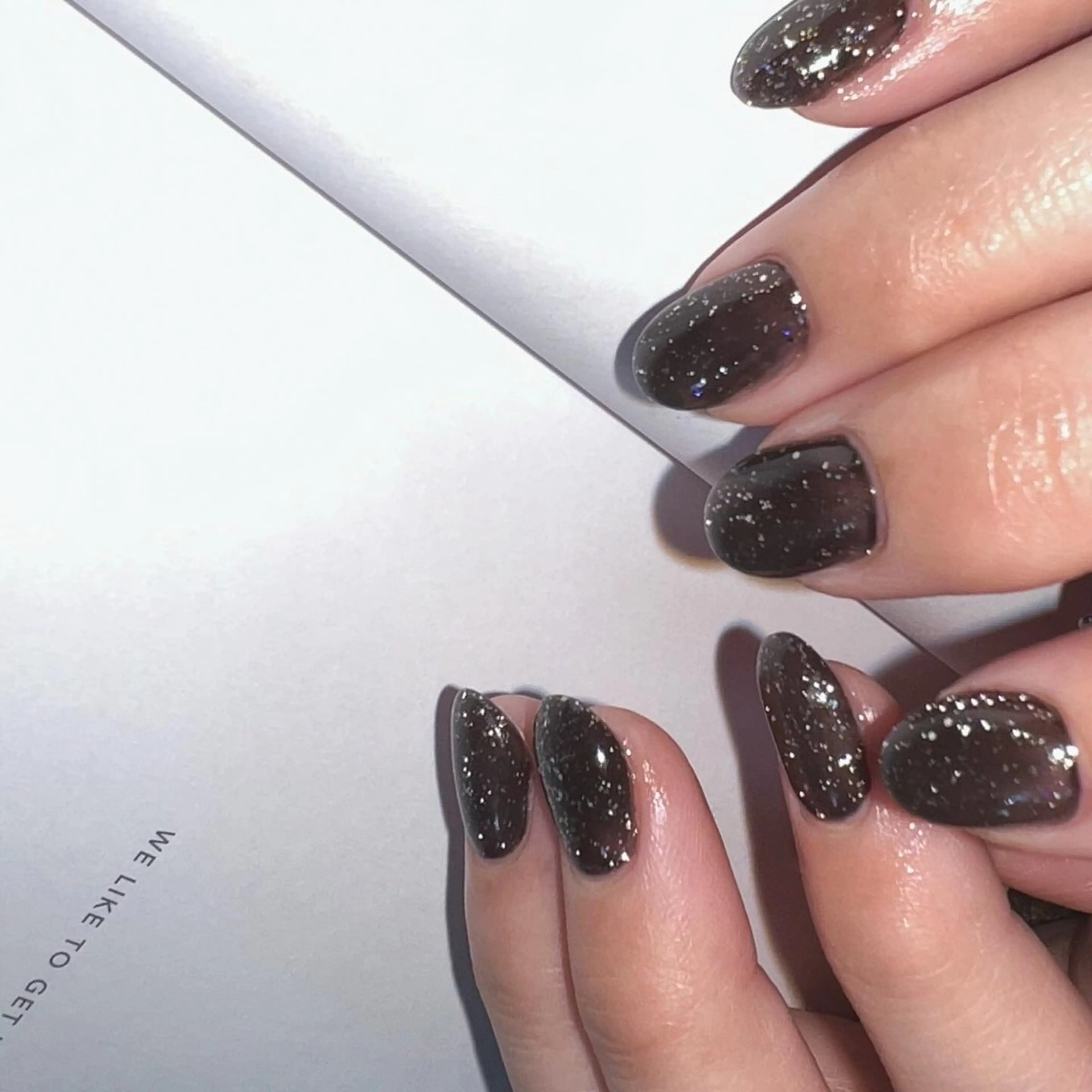 ネイル オーロラネイル フラッシュネイル シンプルネイル 冬ネイル ハンドネイル pointillé .ayaのネイルデザイン