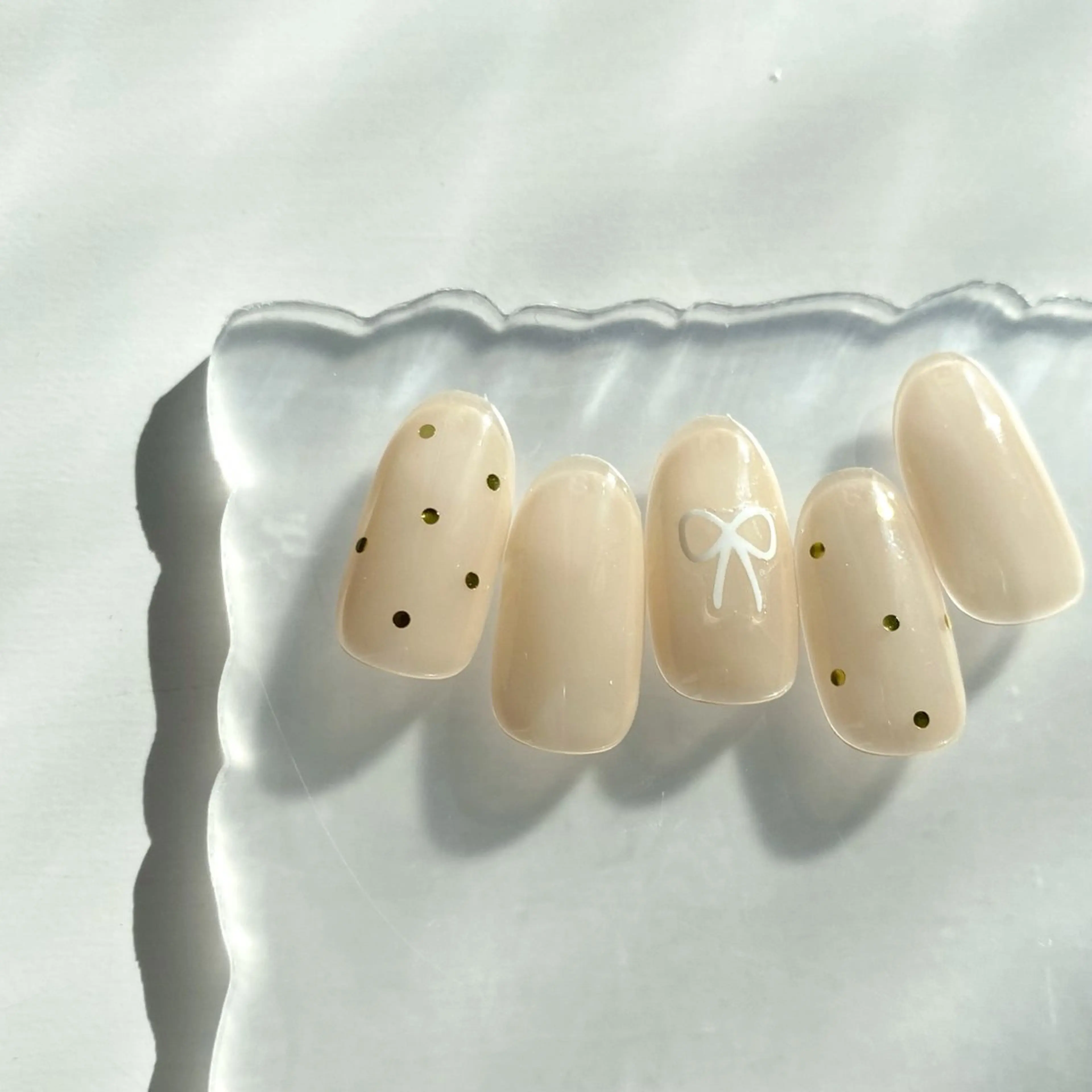 ネイル シンプルネイル Aoi💅🏻 表参道のネイルデザイン