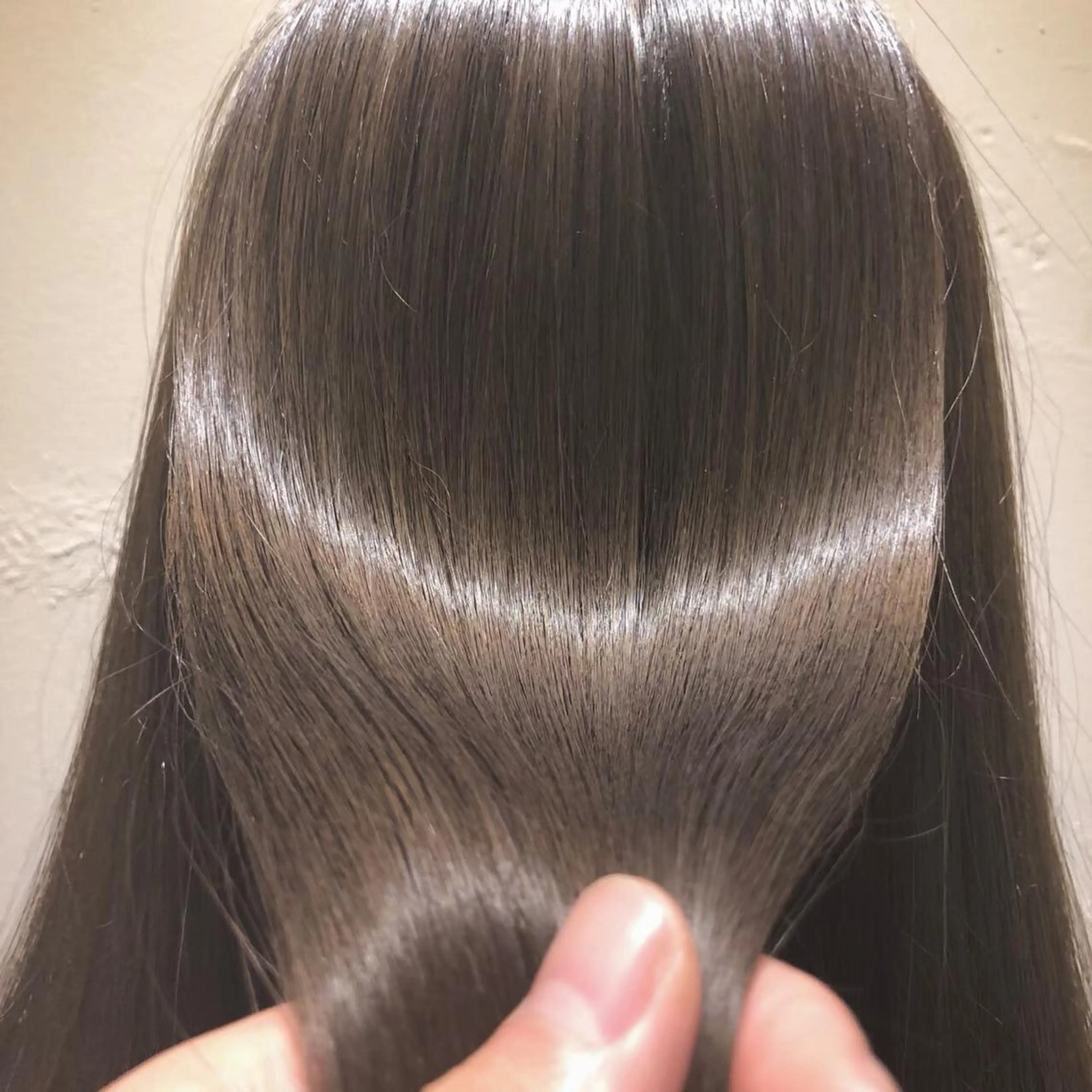 セミロング 髪質改善 トリートメント トリートメント ヘッドスパ 柔らか透明感カラー ☀️koshi☀️のヘアスタイル