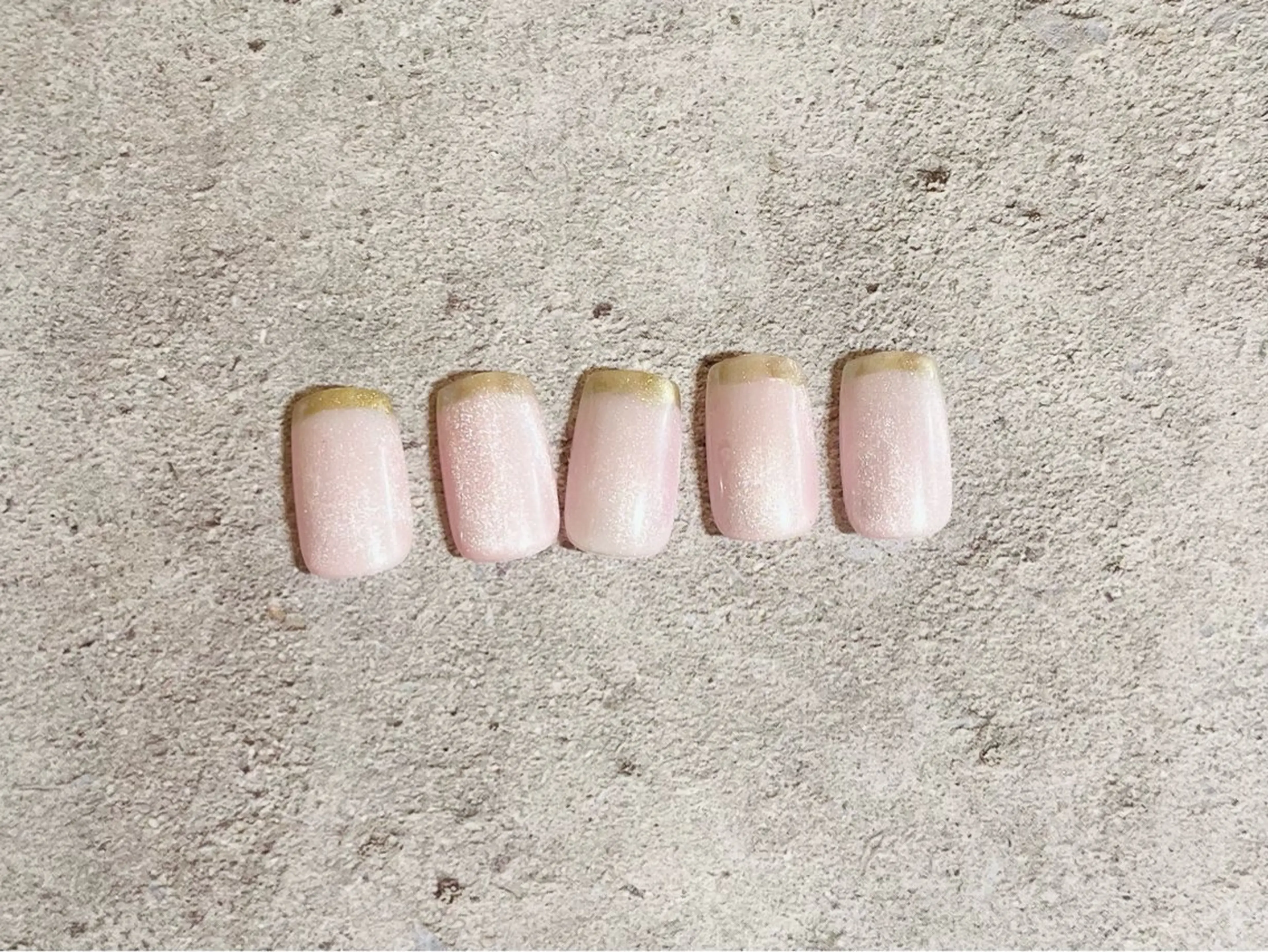 ハンド🤍当日ご予約ok🤍ミラーオロラ,マグネットミラーフレンチ🤍オフ有り、無の写真