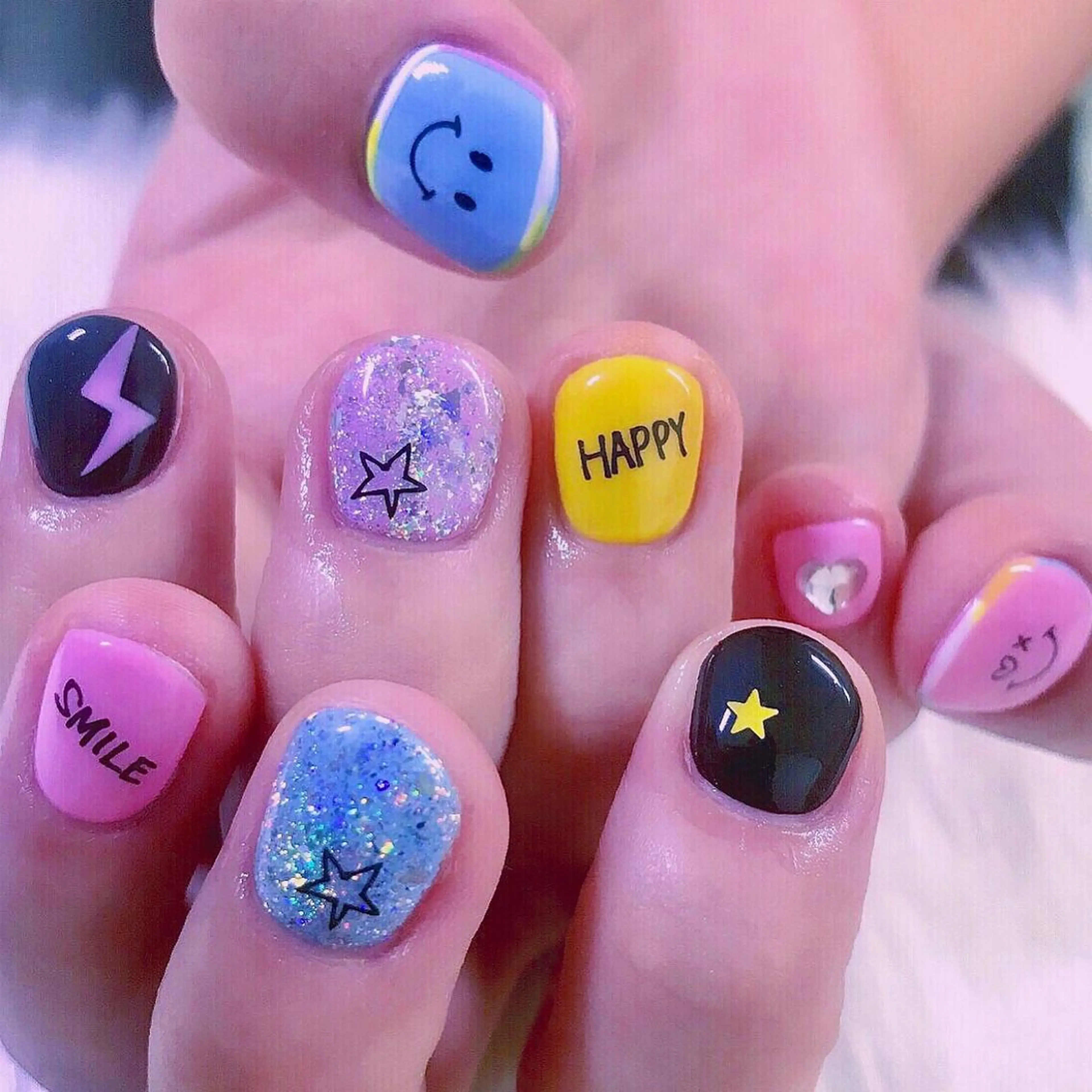 ネイル NOIROUGE所属・NOI ROUGEのネイルデザイン