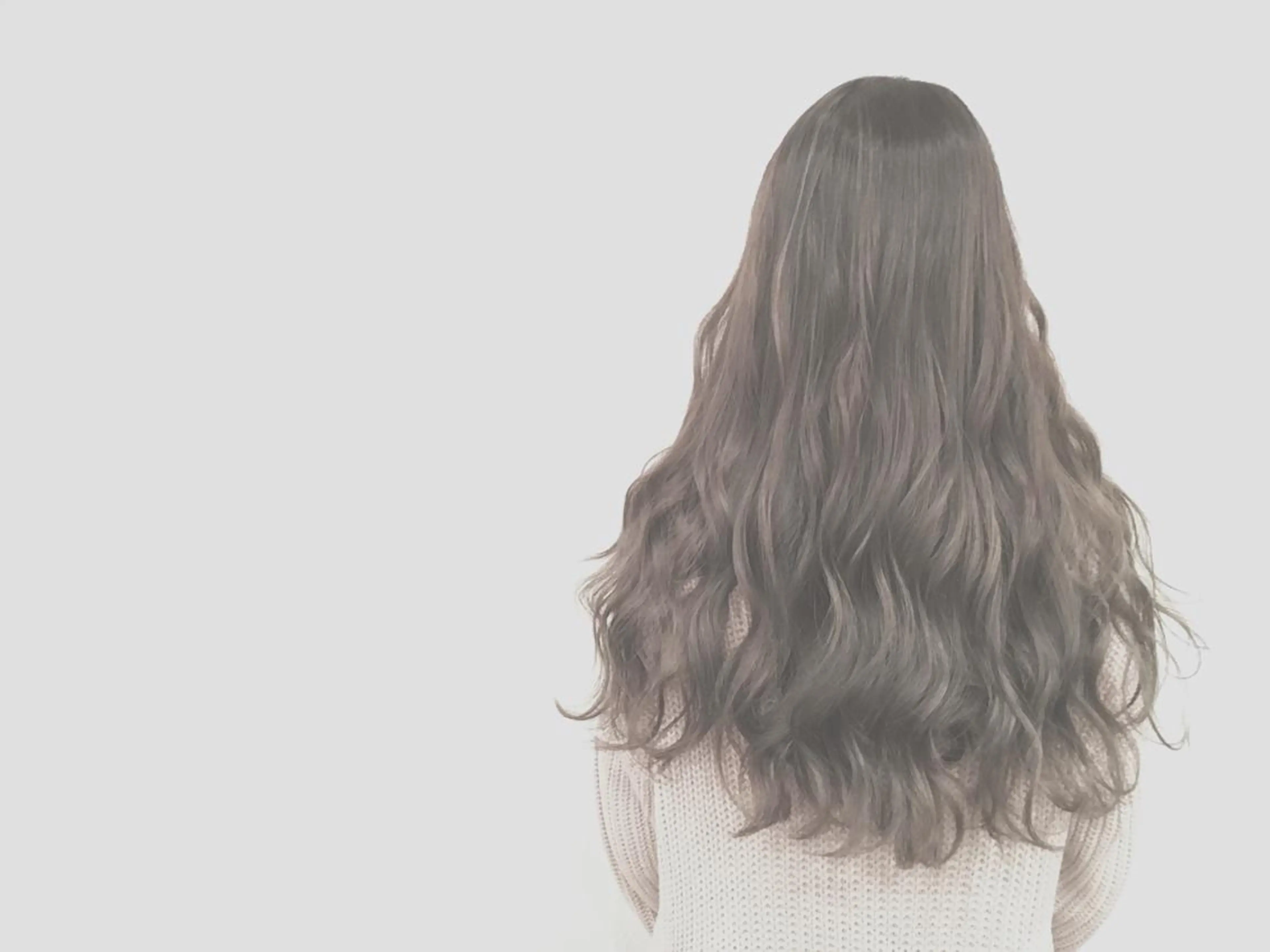 ロング カラー グラデーションカラー ハイライトカラー 3Dハイライト 外国人風カラー ハイライト てんま さやかのヘアスタイル