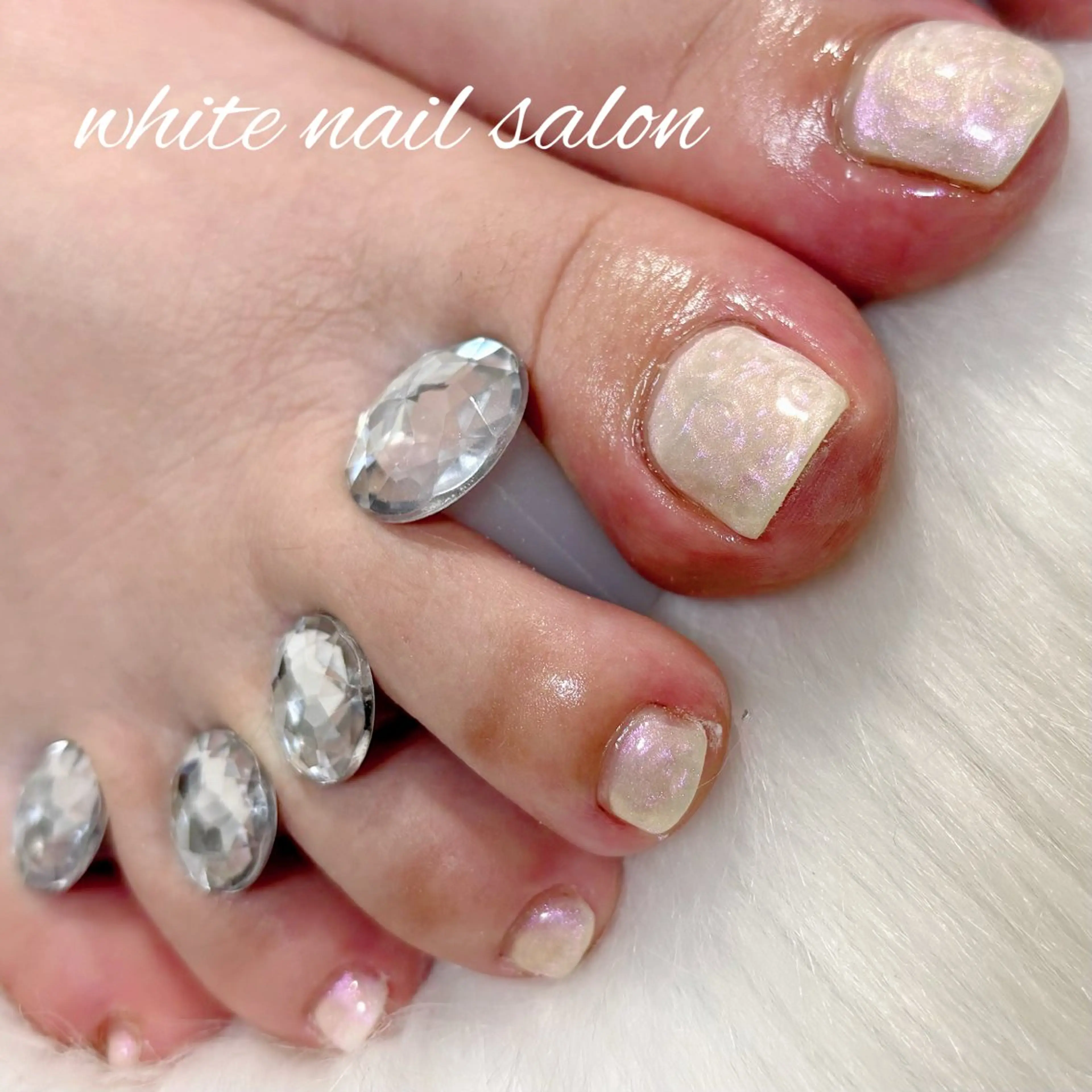 ネイル フットネイル フットネイル white nail salonのネイルデザイン
