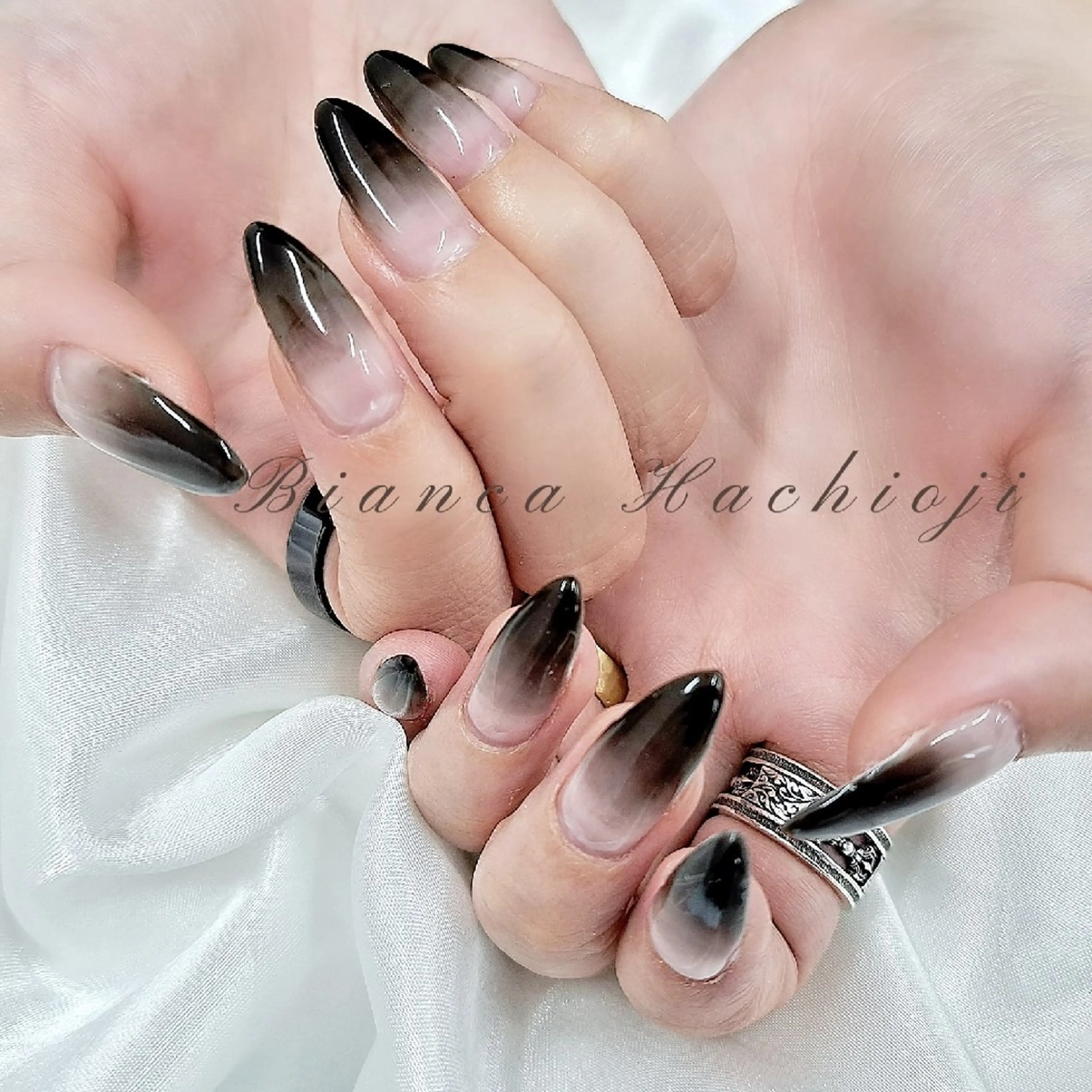 ネイル グラデーション シンプルネイル Bianca八王子 まえさだのネイルデザイン