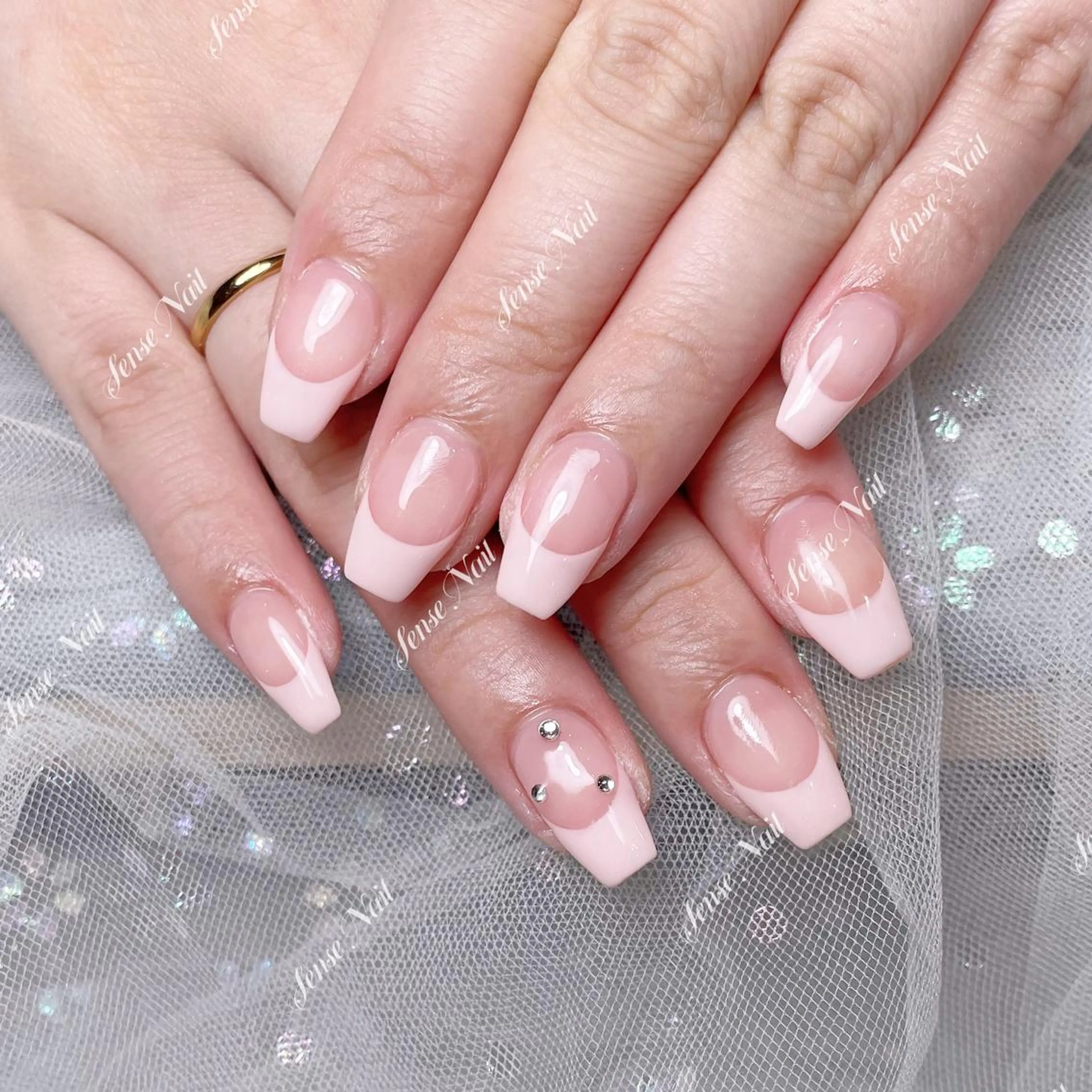 ネイル ハンドネイル ハンドケア Feinn Ink💕のネイルデザイン