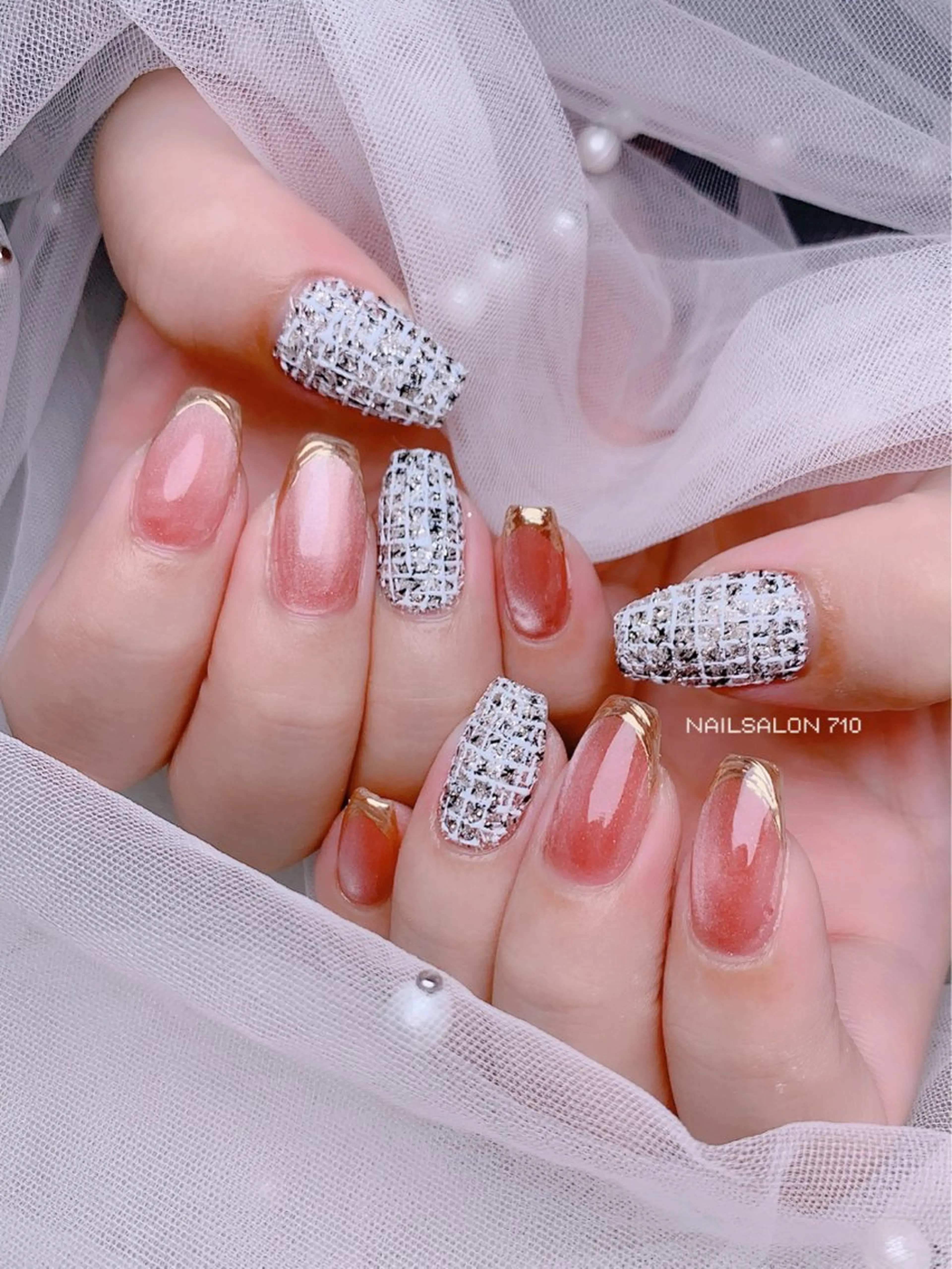 ネイル ハンドネイル フットネイル ナナイチゼロ I.Naoのネイルデザイン