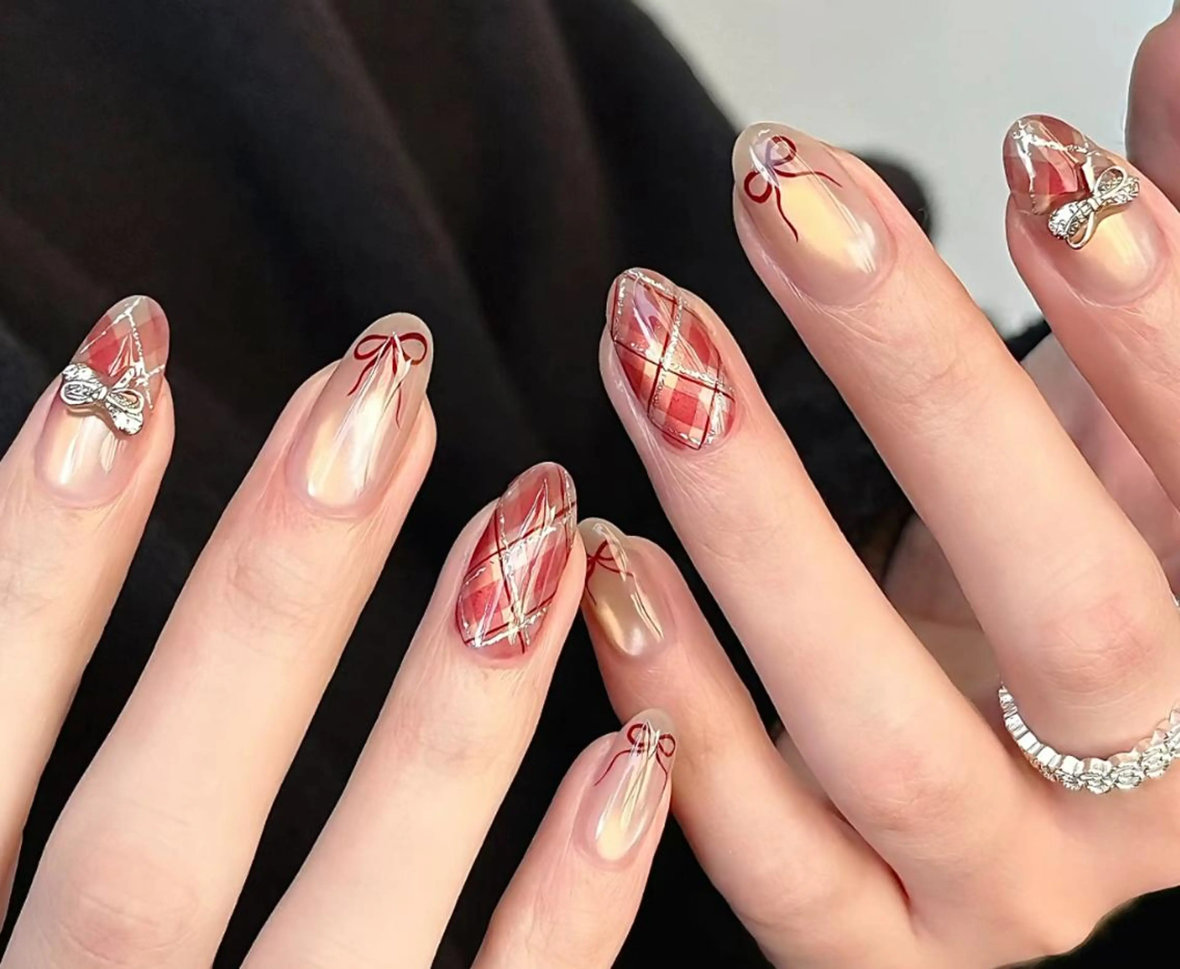 ネイル ハンドネイル 🎀 NaNa_nailのネイルデザイン