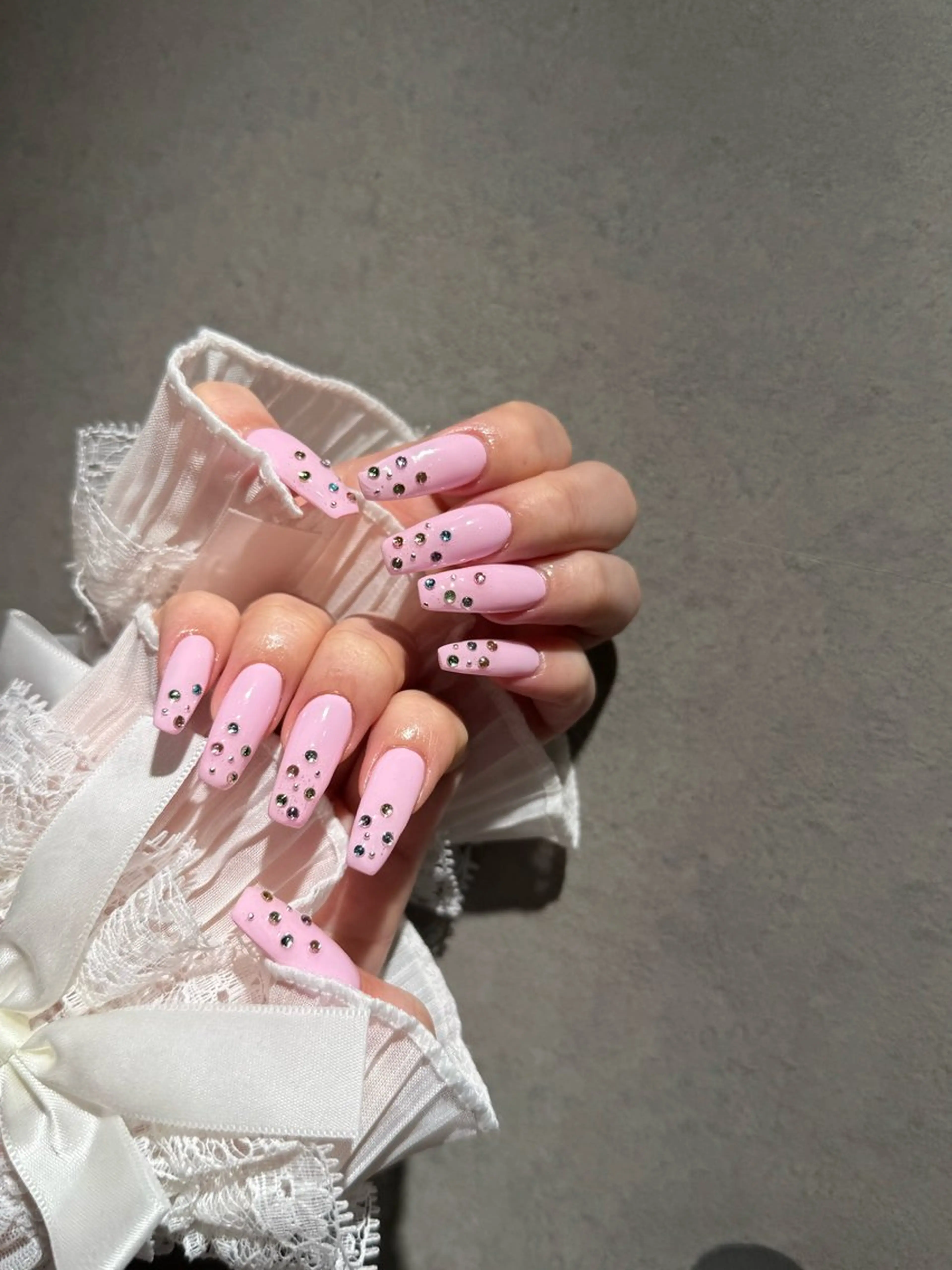 ネイル I-nailロング /ワンホン/キラキラのネイルデザイン