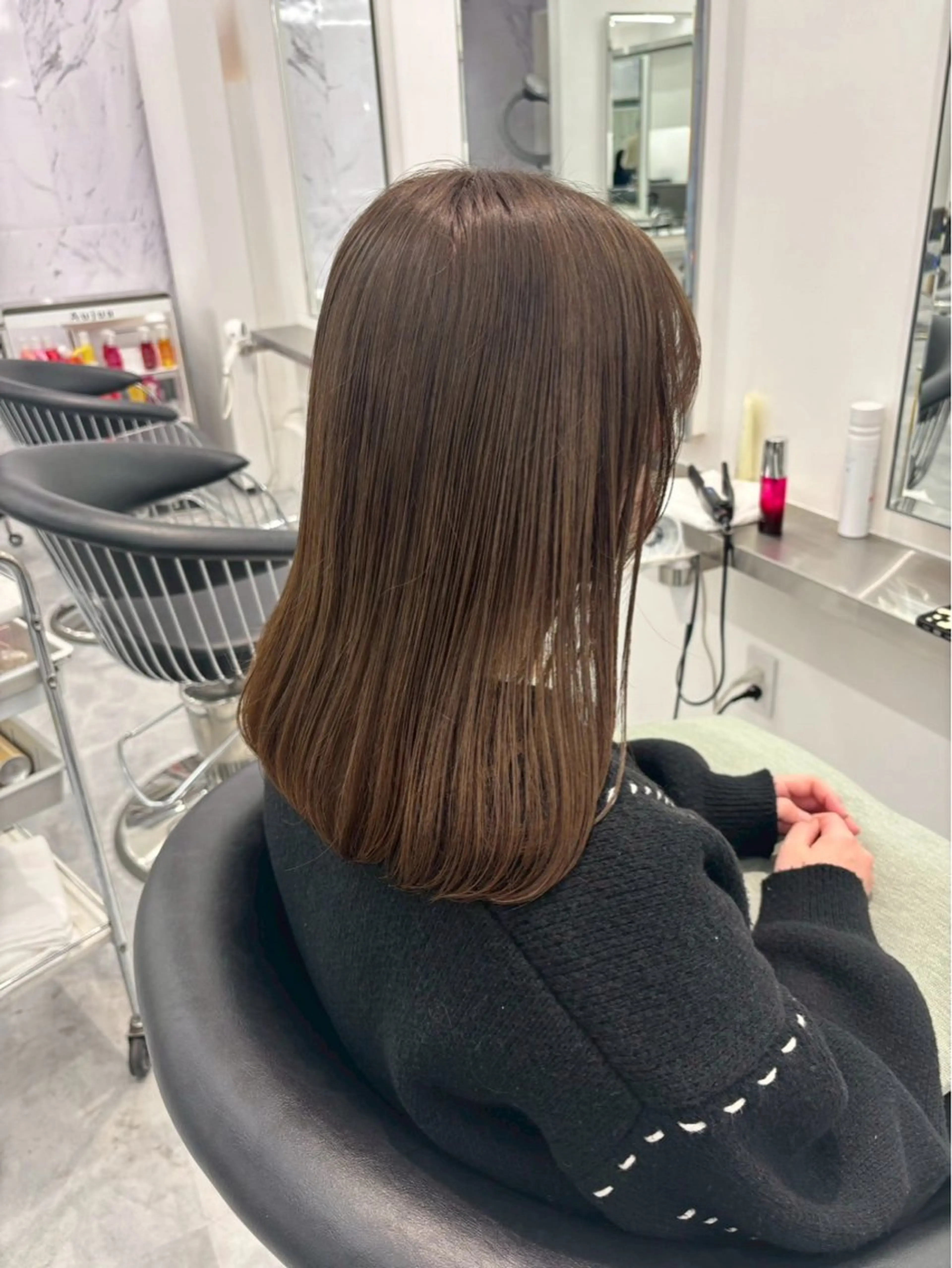 セミロング カラー ParveMix 楠本結菜のヘアスタイル