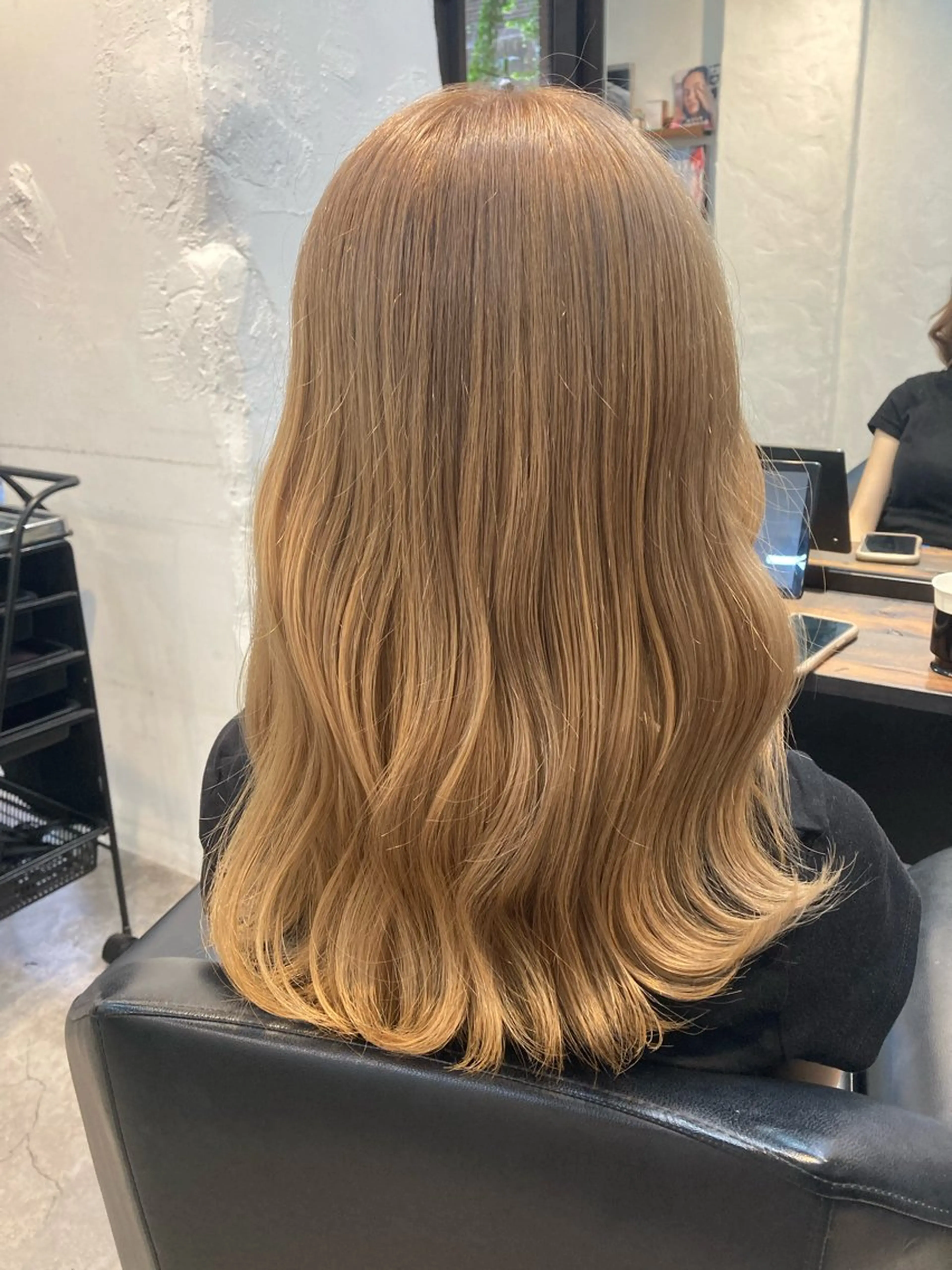 ミディアム カラー ヘアカラー ✨最安値✨エクステ カラー🌼つきな🌼のヘアスタイル