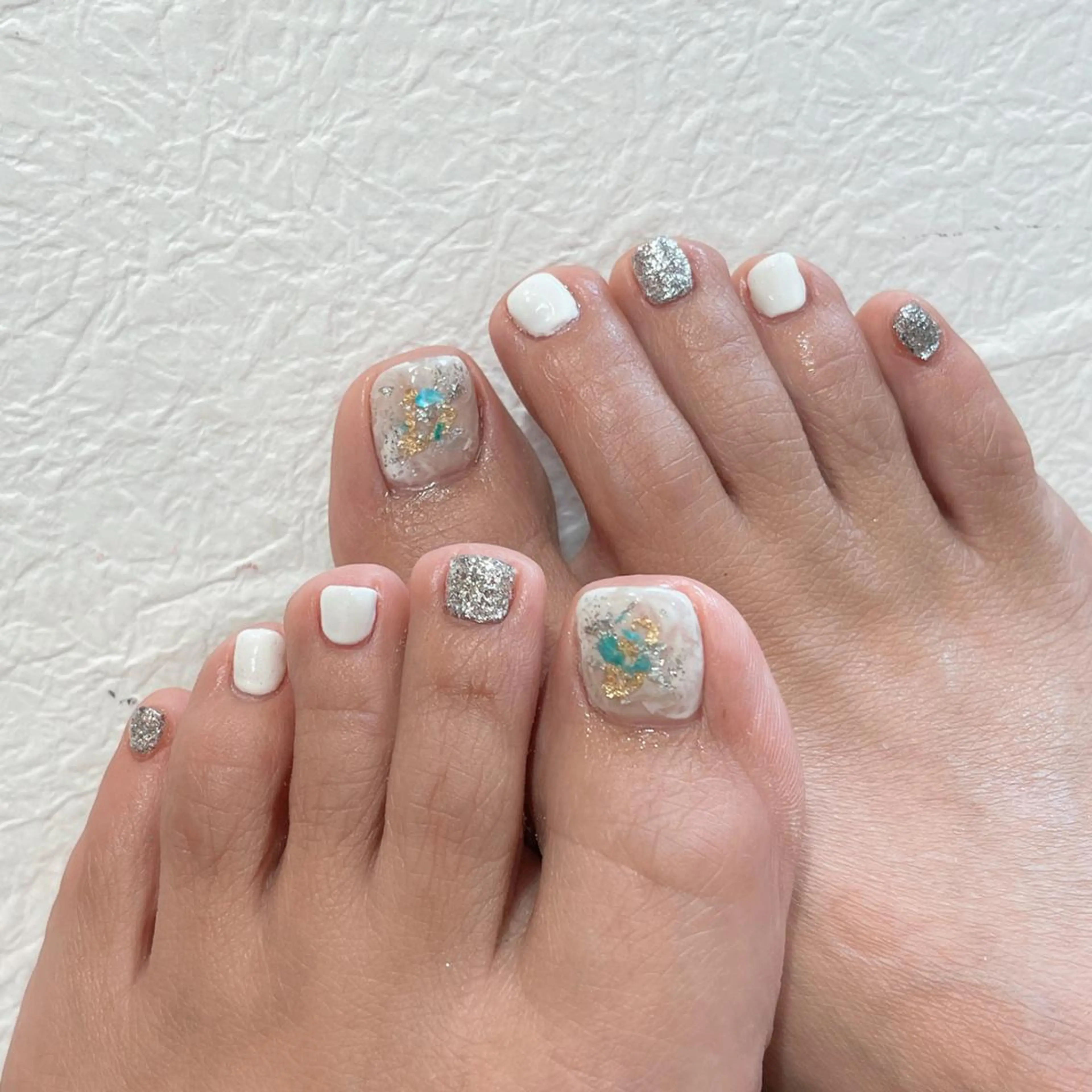 ネイル アートネイル フットネイル 持ち込み 🐈‍⬛ Minamiのネイルデザイン