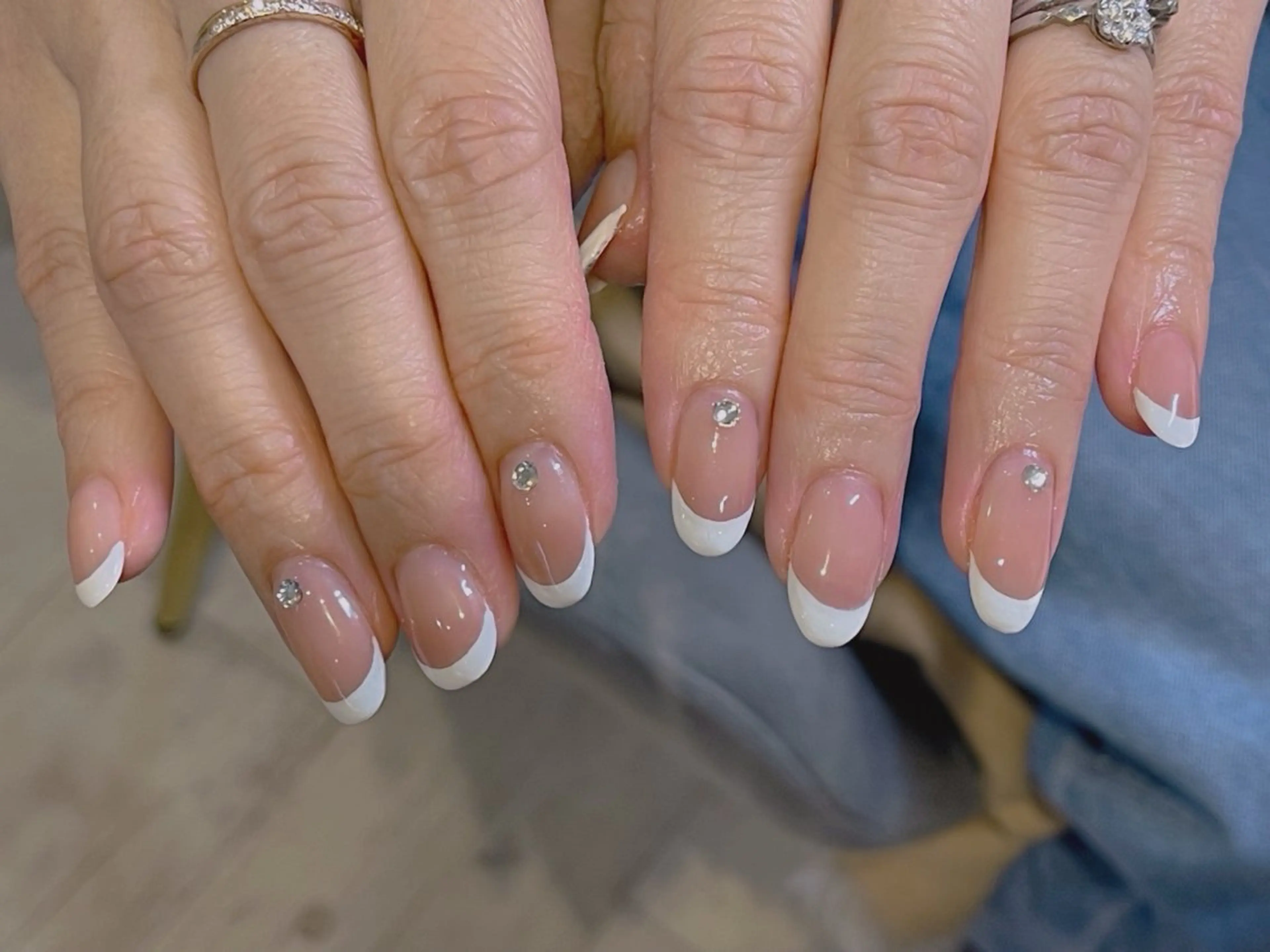 ネイル フレンチネイル ピンク ストーンネイル i. ayakaのネイルデザイン