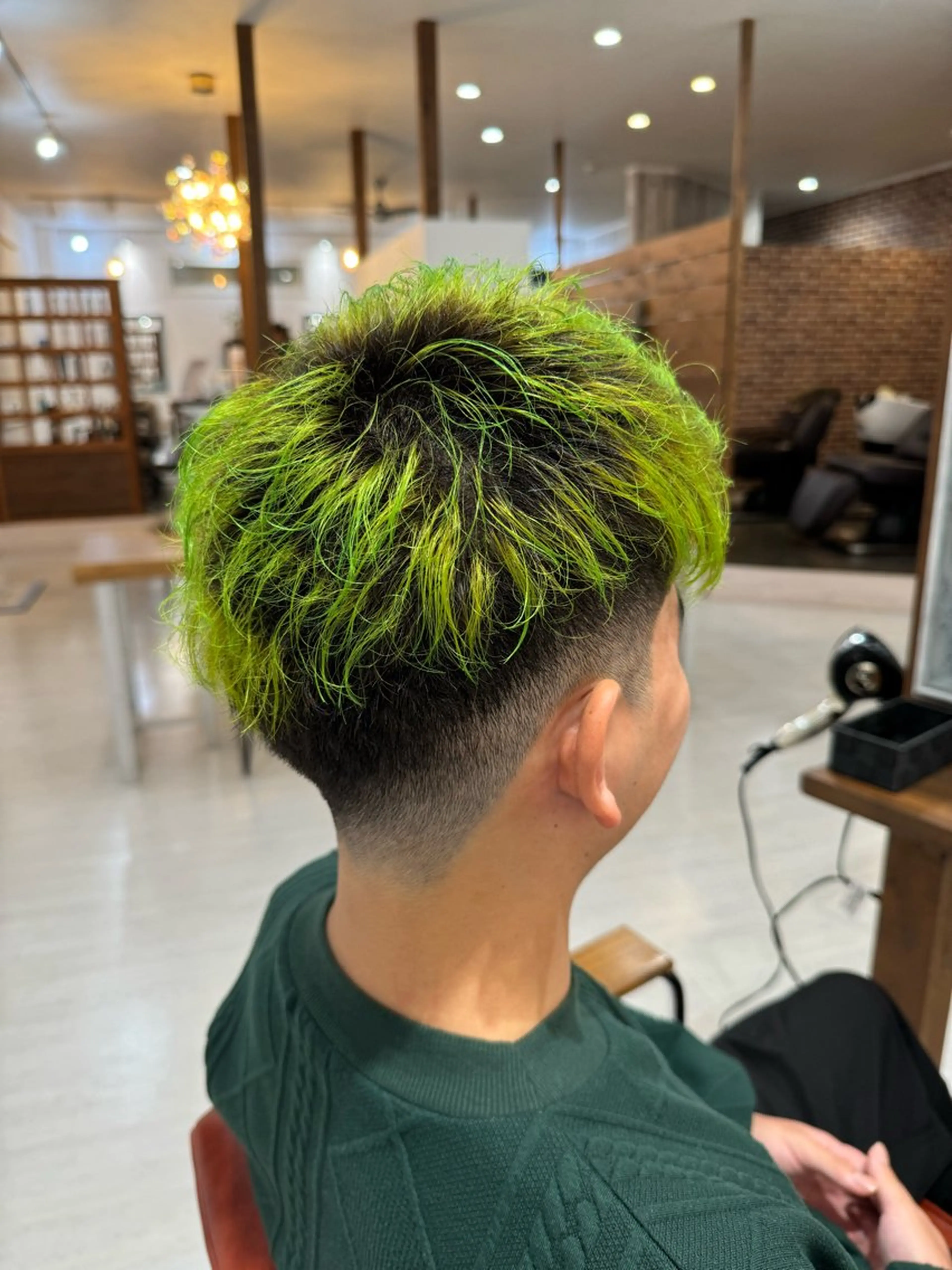 カラー メンズ Salon de Qualia(サロンドクオリア)所属・杉下　涼/ハイトーン /髪質改善/パーマのヘアスタイル