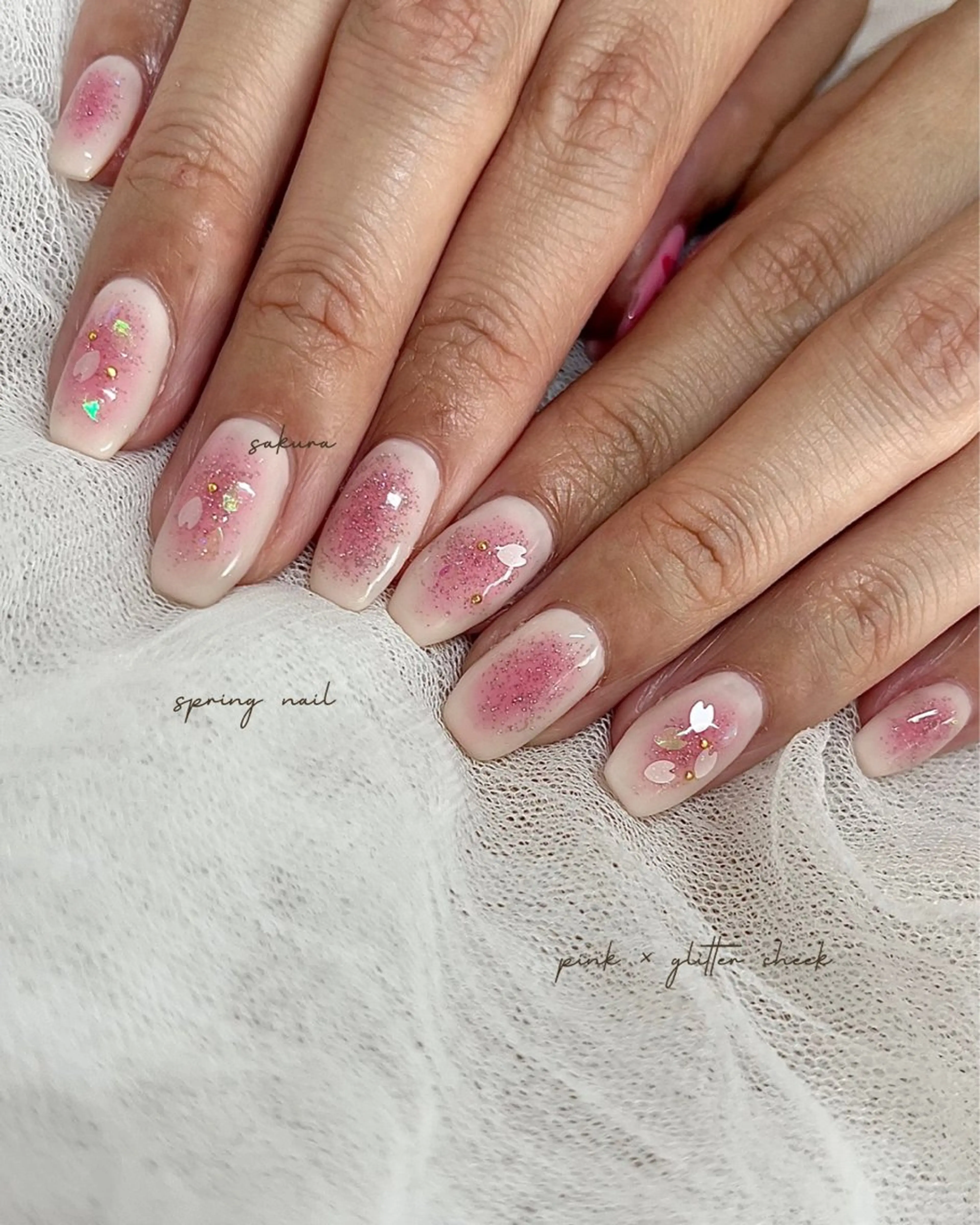 ネイル チークネイル 桜ネイル 入学式 フラッシュネイル ジェルネイル nail salon slothのネイルデザイン