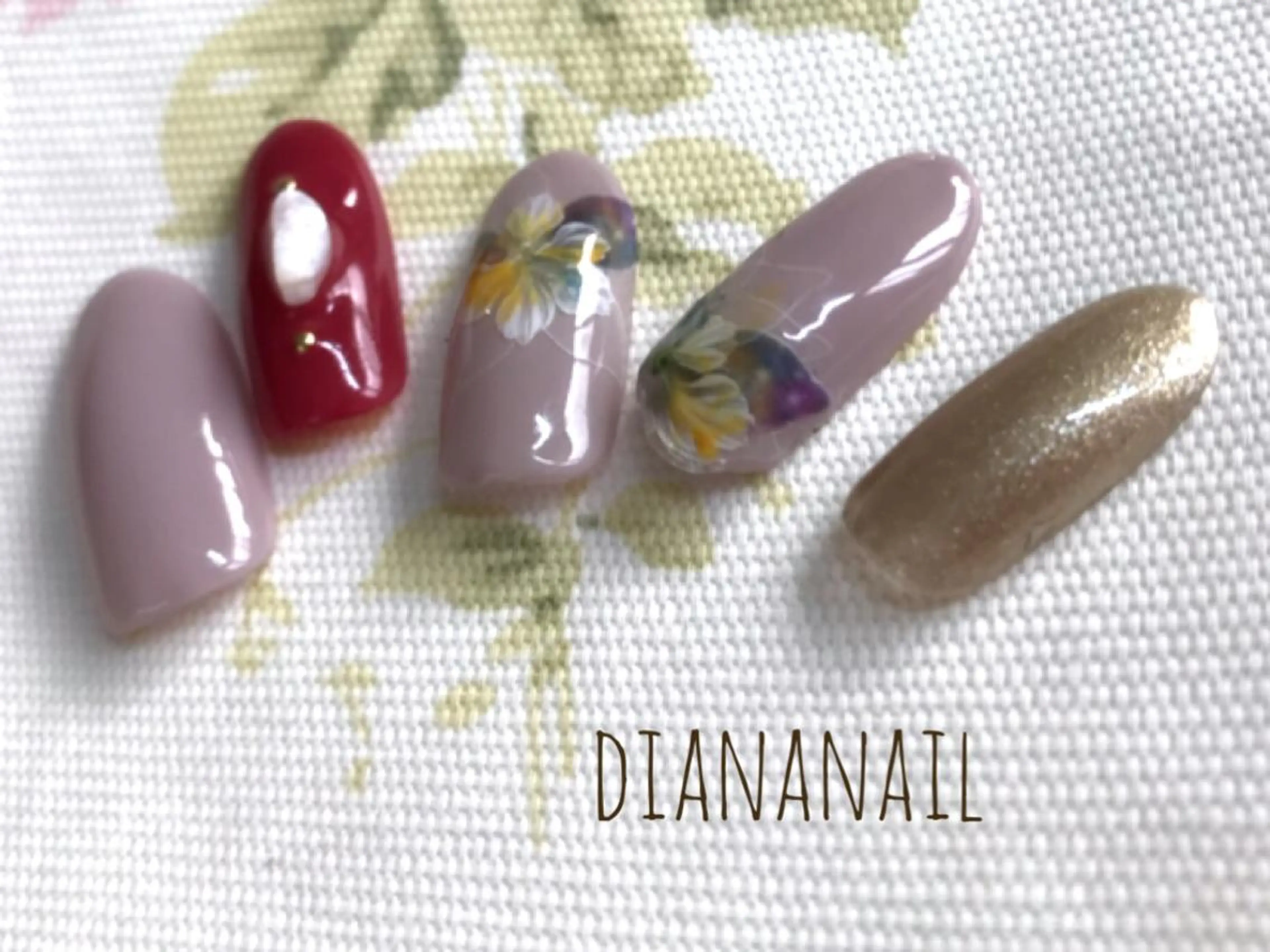 ショート みな とのネイルデザイン