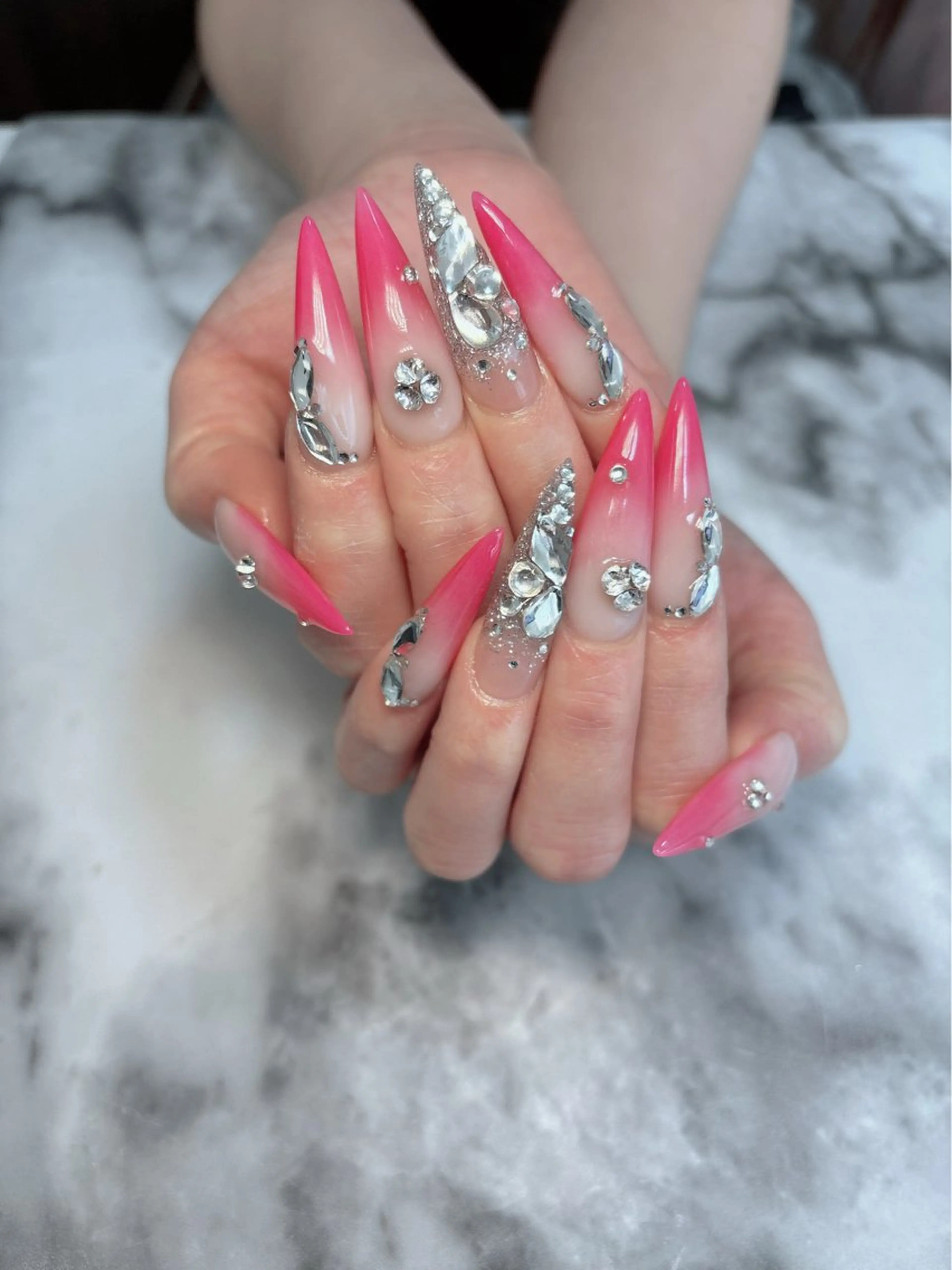 ネイル ロングネイル ハンドネイル salon de belnetta所属・kayo 💅のネイルデザイン