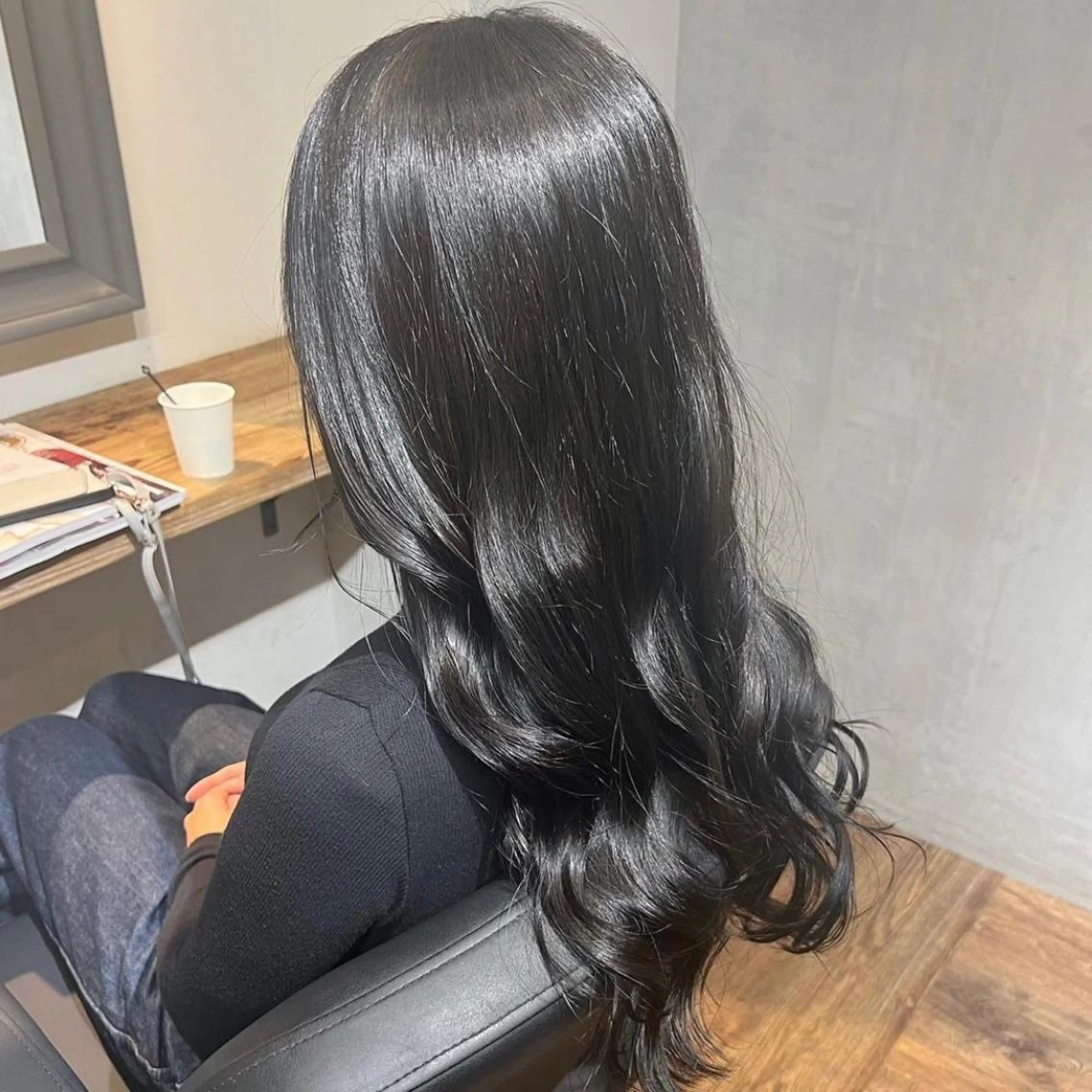 ロング カラー ヘアアレンジ 🐰似合わせ☁️ Yuuri🐰のヘアスタイル