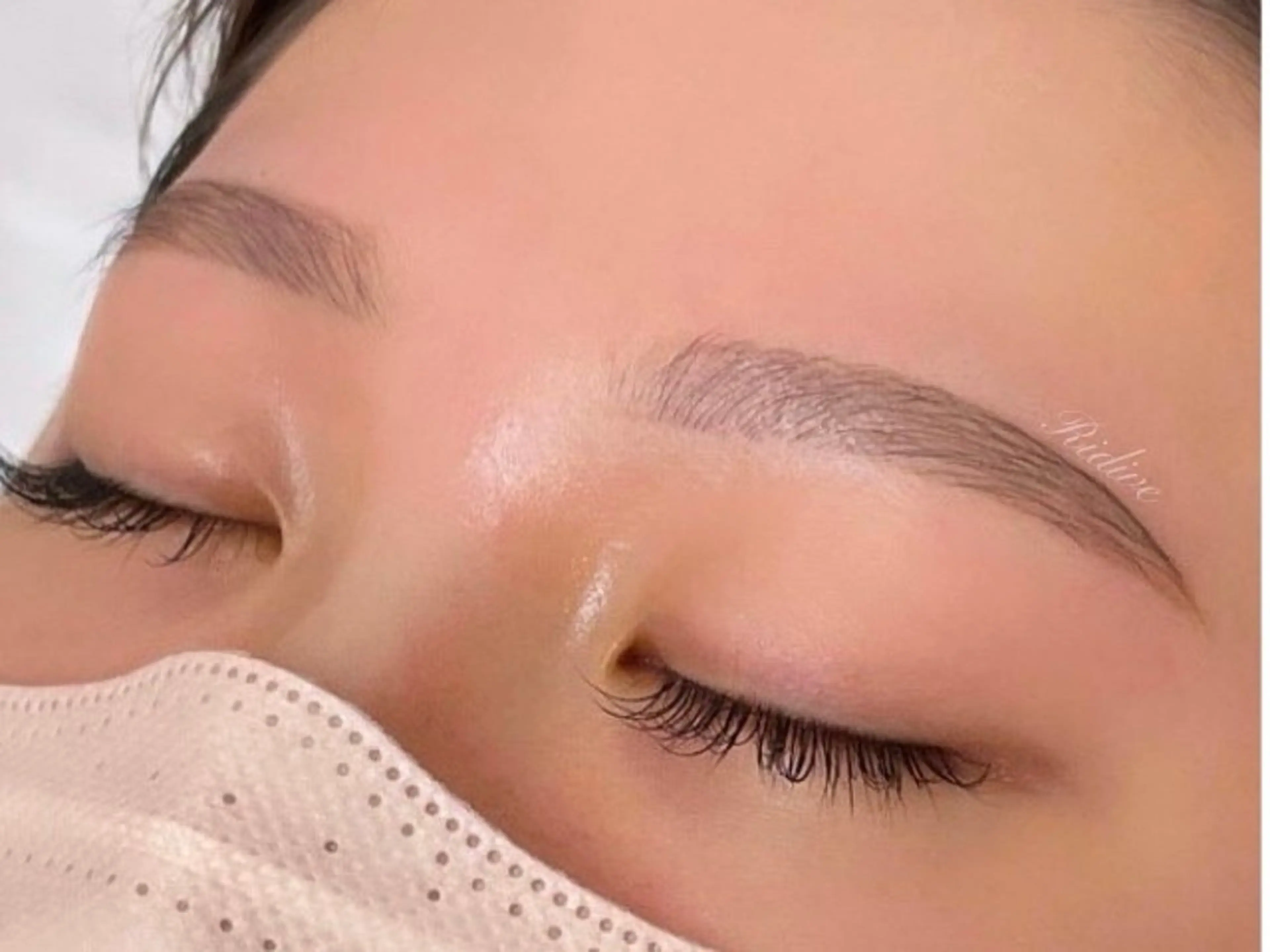 【ふんわり眉】💎眉毛アイブロウWAX＋質感調整(間引き)💎の写真