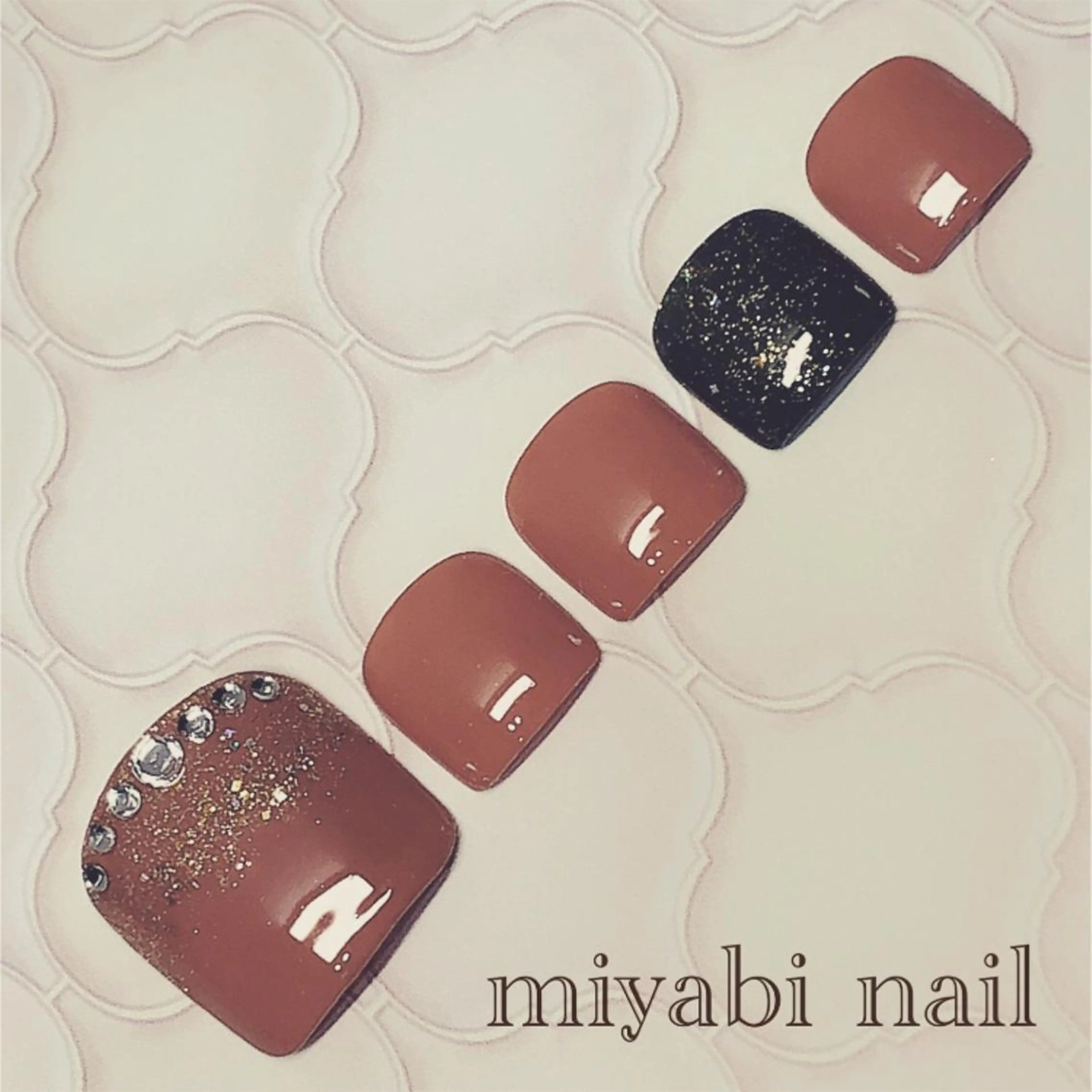 ネイル アートネイル フットネイル シンプルネイル miyabi nail 桂川駅近くのネイルデザイン