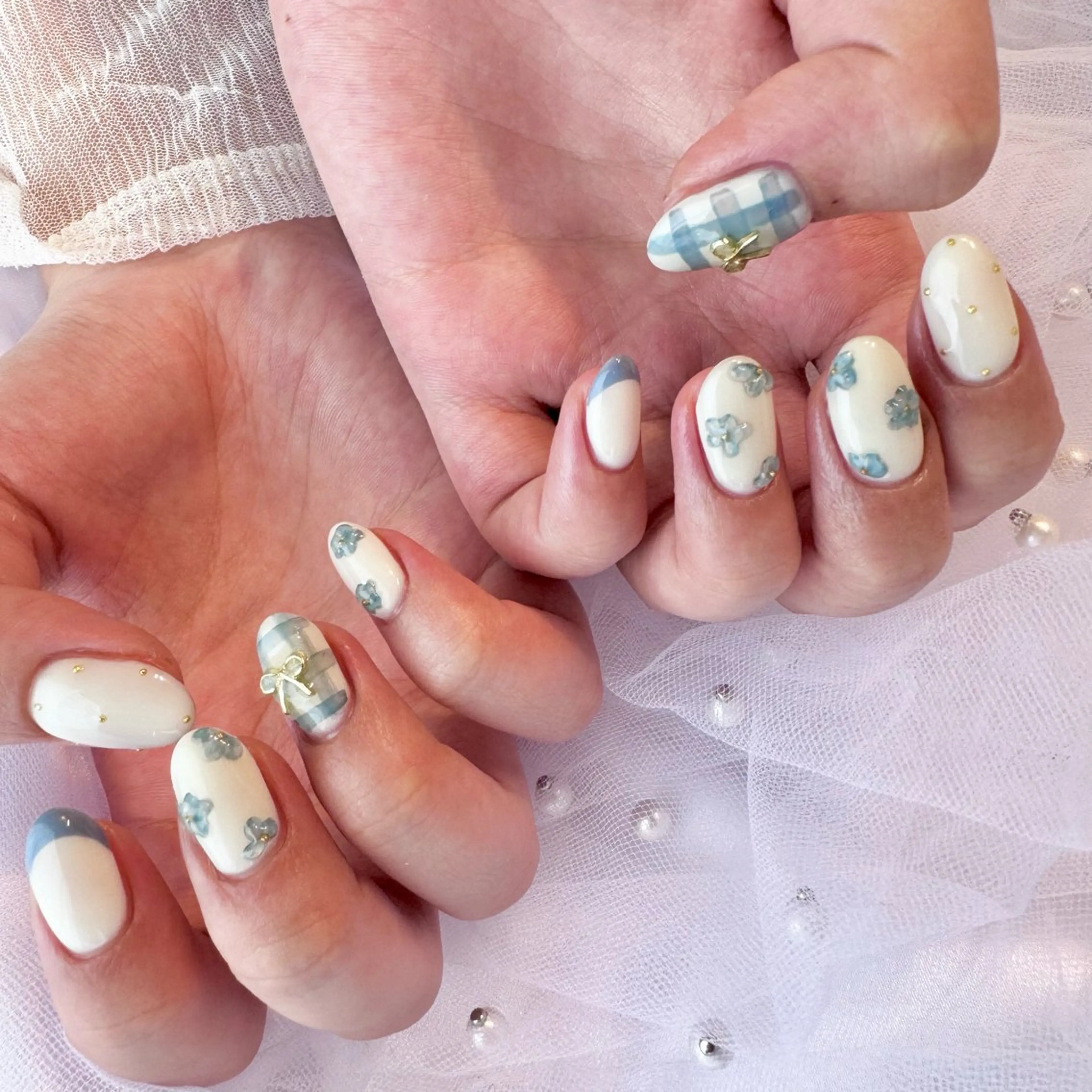 ネイル フレンチネイル ガーリー ハンドネイル nail salon e'mu💐のネイルデザイン