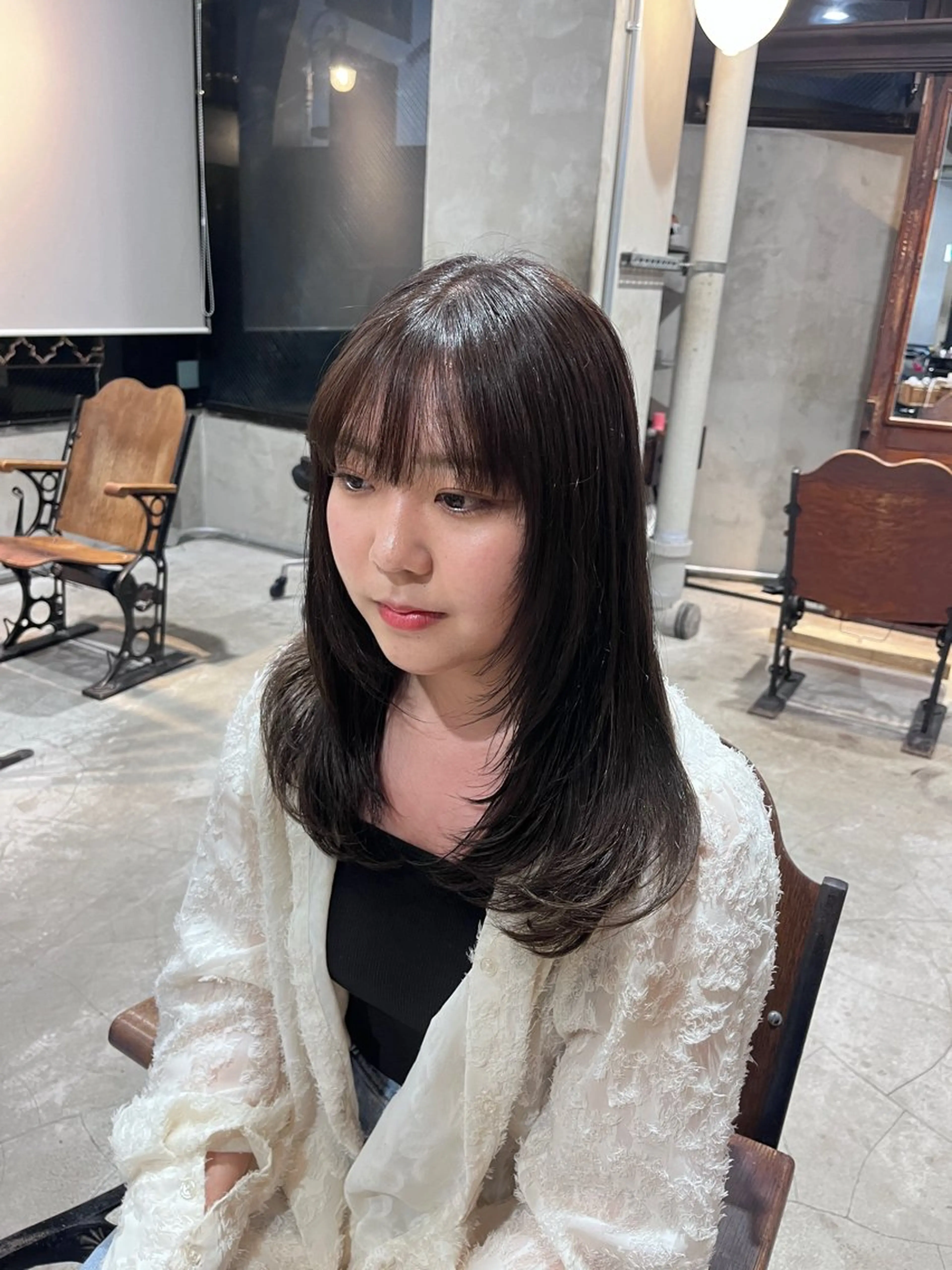 セミロング カラー ヘアアレンジ グレージュ オリーブグレージュ オリーブグレー ヘアカラー トリートメント ヘッドスパ ヘアセット 🫧艶髪矯正 髪質改善🫧 大介のヘアスタイル