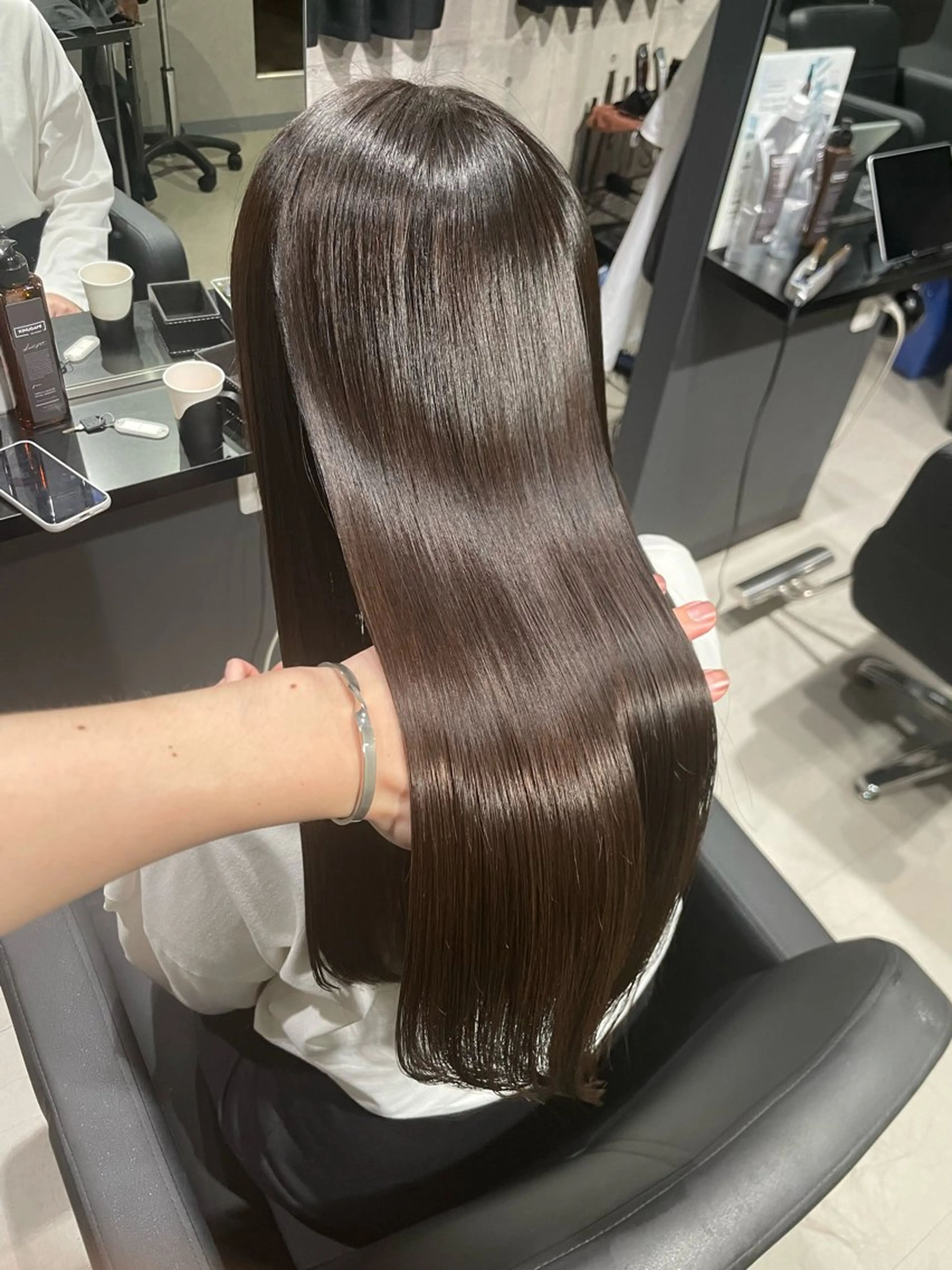 ロング カラー アッシュ アッシュブラウン ブラウンカラー カット ヘアカラー トリートメント 髪質改善/美髪カラー Hiroakiのヘアスタイル