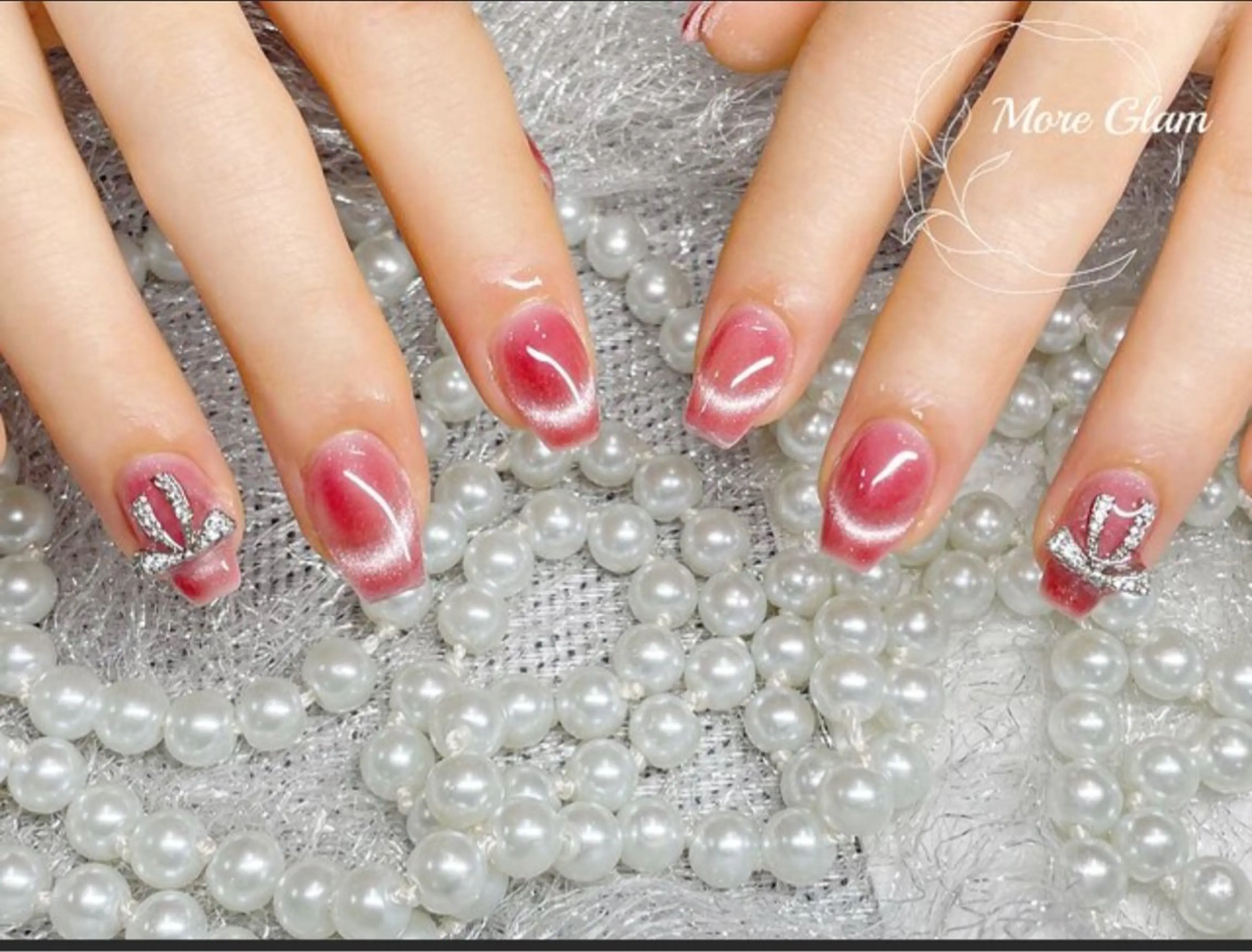 ネイル More Glam 池袋東口店のネイルデザイン