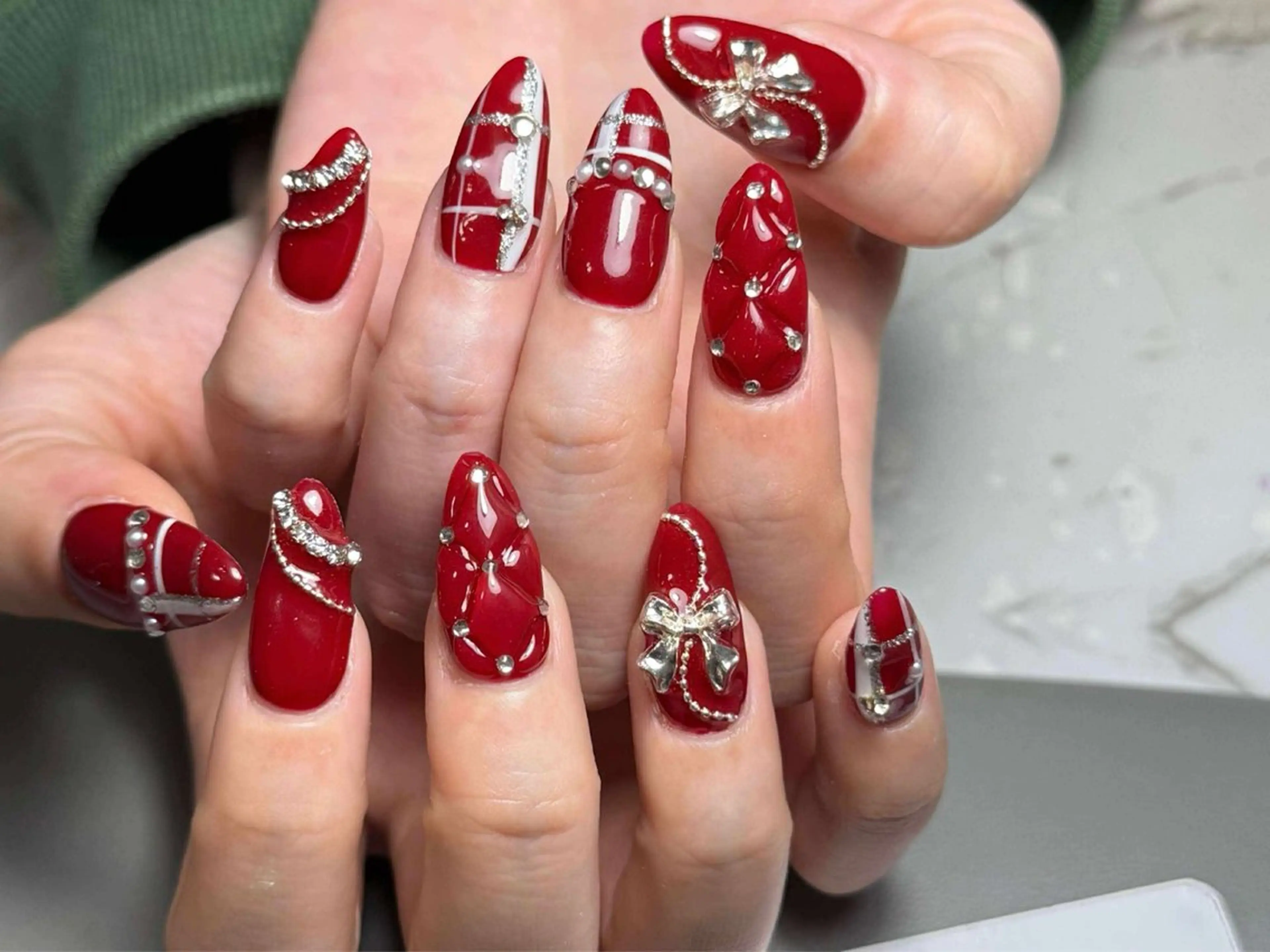 ネイル アートネイル フレンチネイル ジェルネイル グラデーション 韓国ネイル ハンドネイル ハンドケア さくら💮💮 【オフ無料】のネイルデザイン