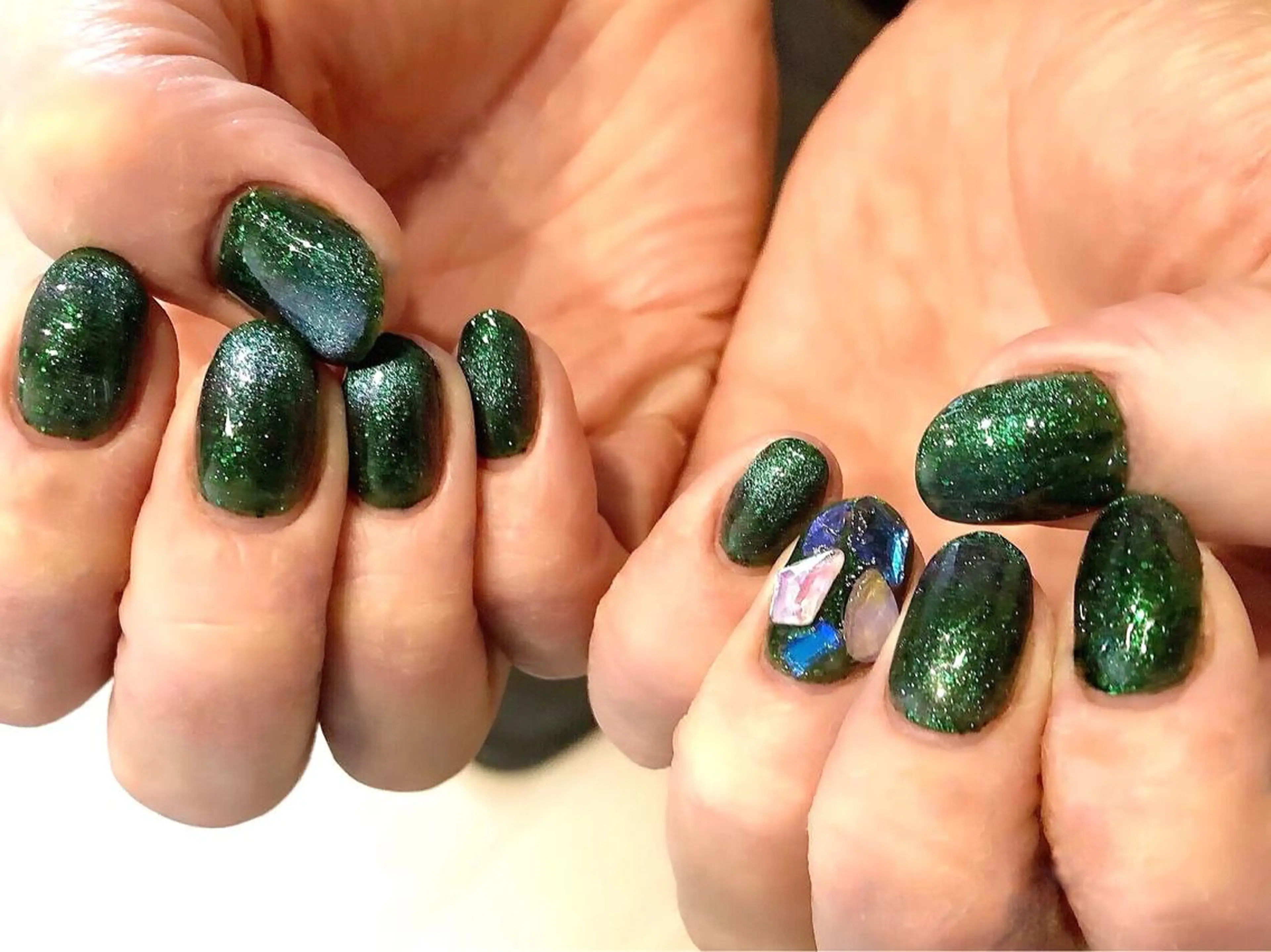 ネイル 廣田 香寿実のネイルデザイン