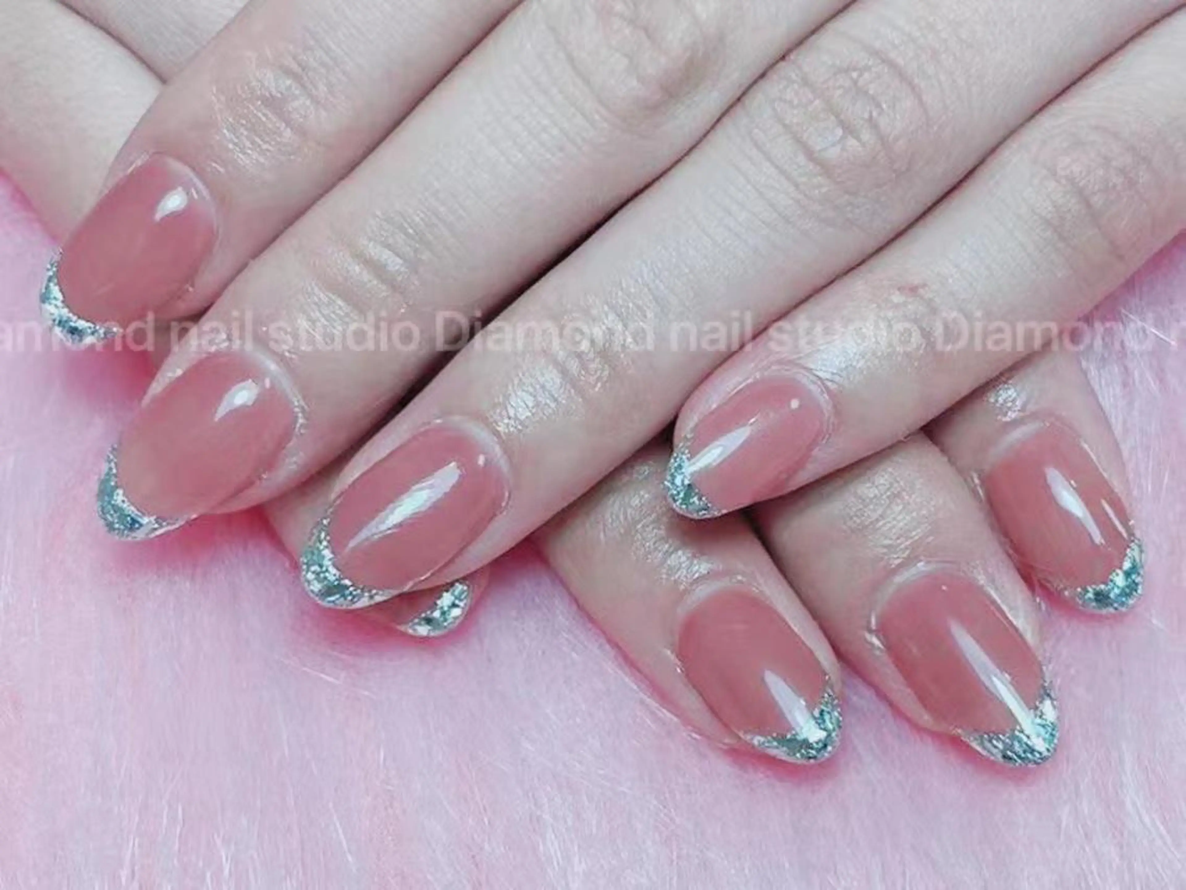 ショート ハンドネイル DIAMOND 💅のネイルデザイン