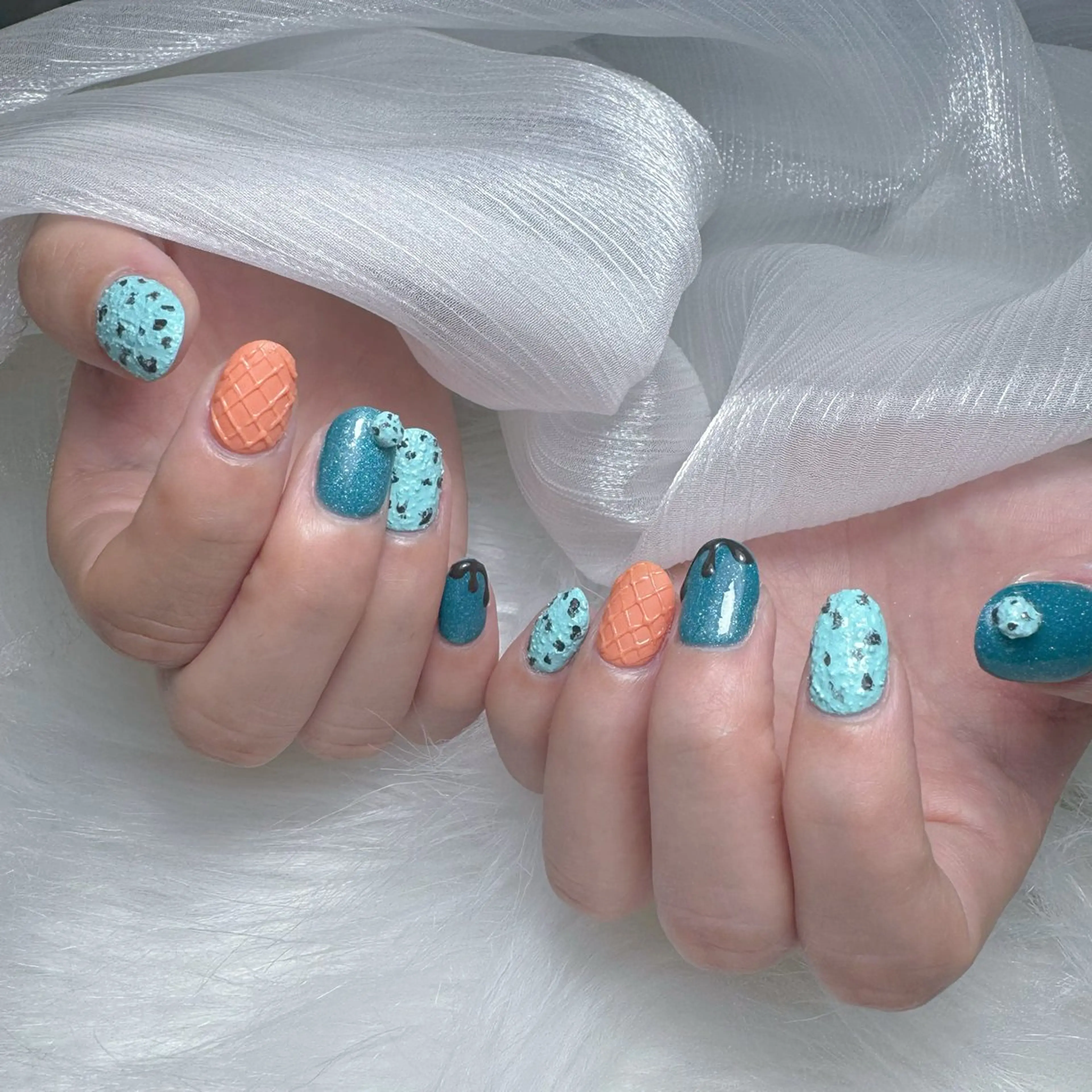 ネイル オーロラネイル フレンチネイル ハート 韓国ネイル レース ハンドネイル Melody Nail所属・Melody  3D/スカルプ専門店のネイルデザイン