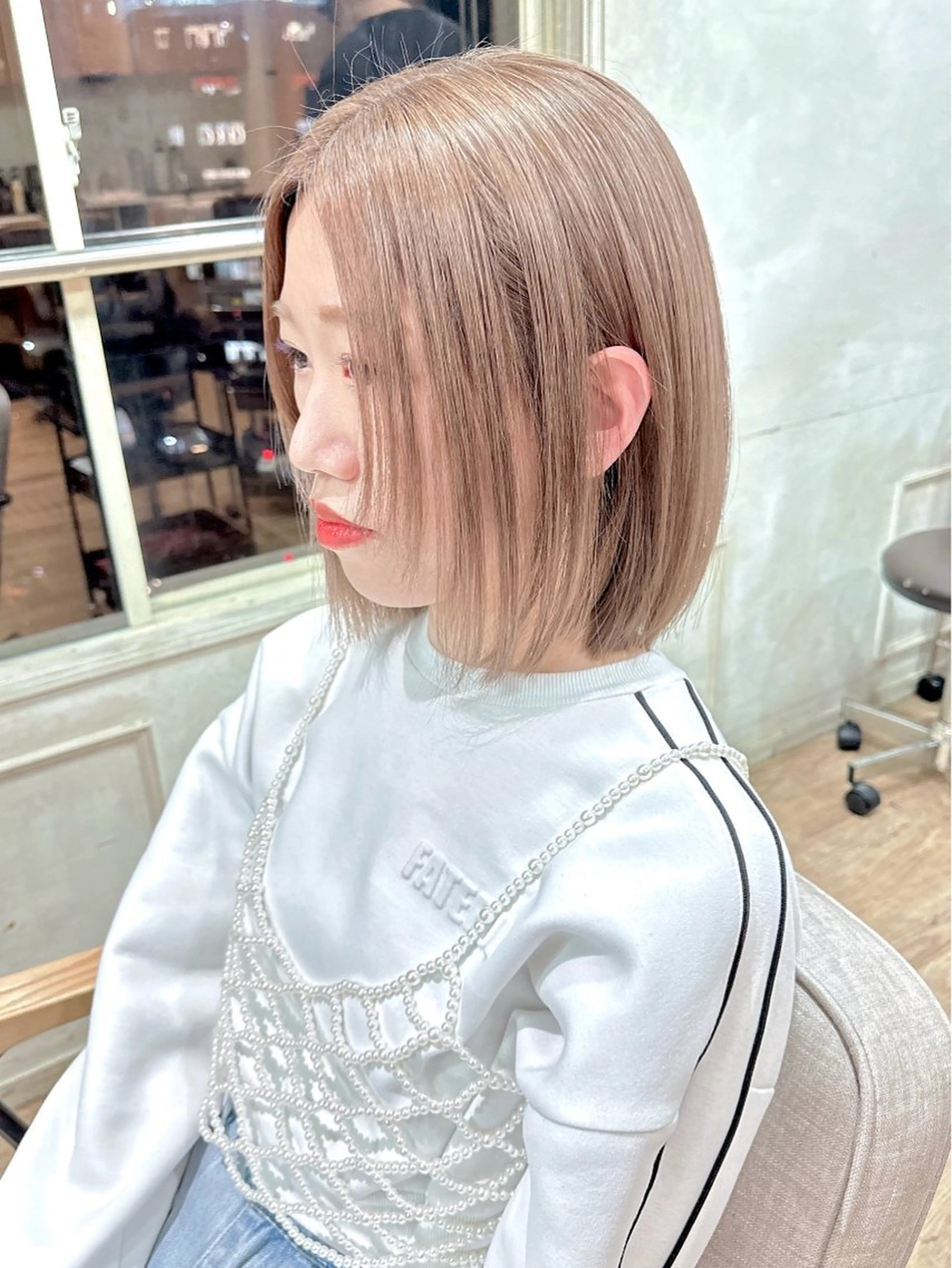ミディアム ボブ ヘアカラー トリートメント neuf所属・ケアブリーチ 髪質改善/池袋のヘアスタイル