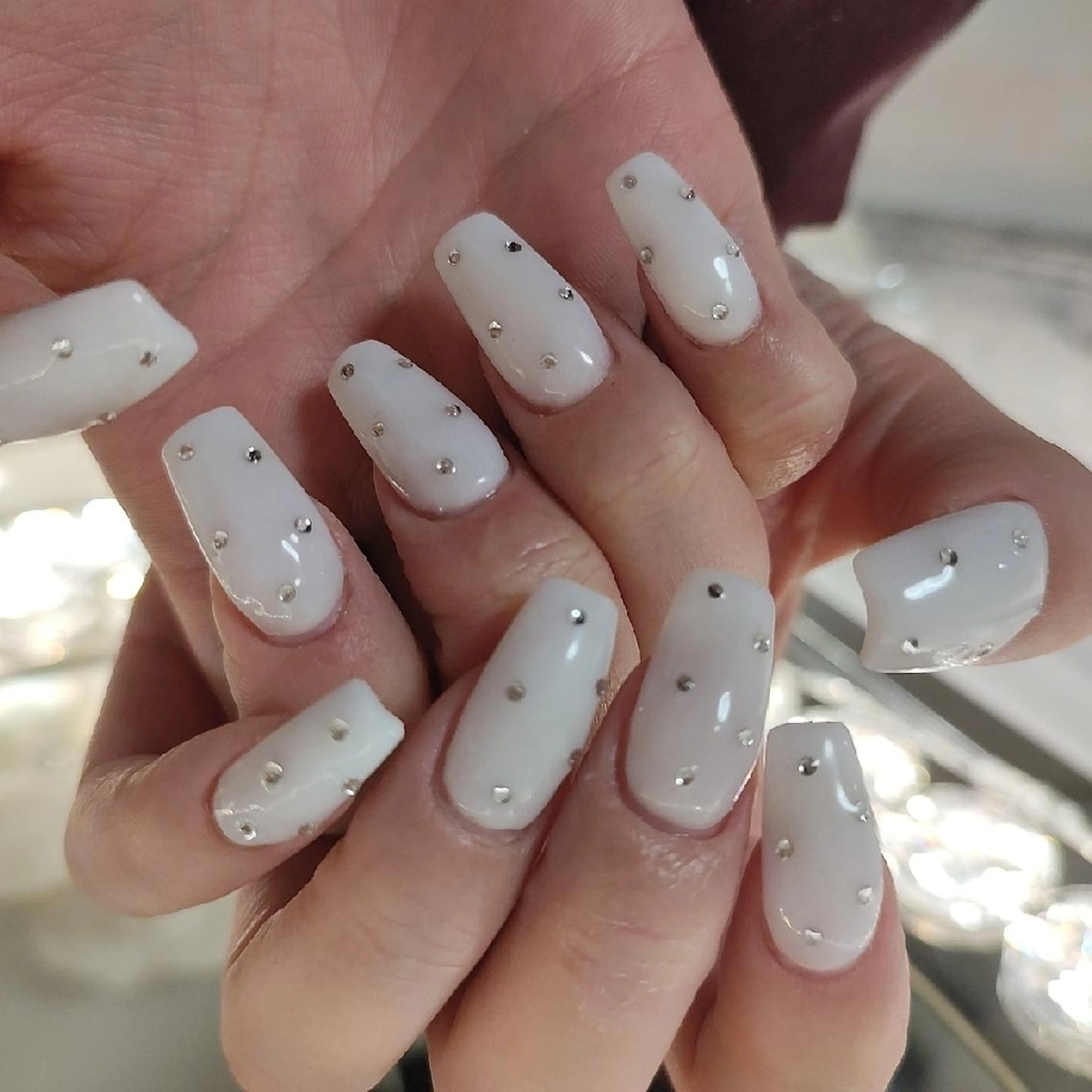 ネイル ハンドネイル RUNWAY 　　の眉毛・アイブロウイメージ