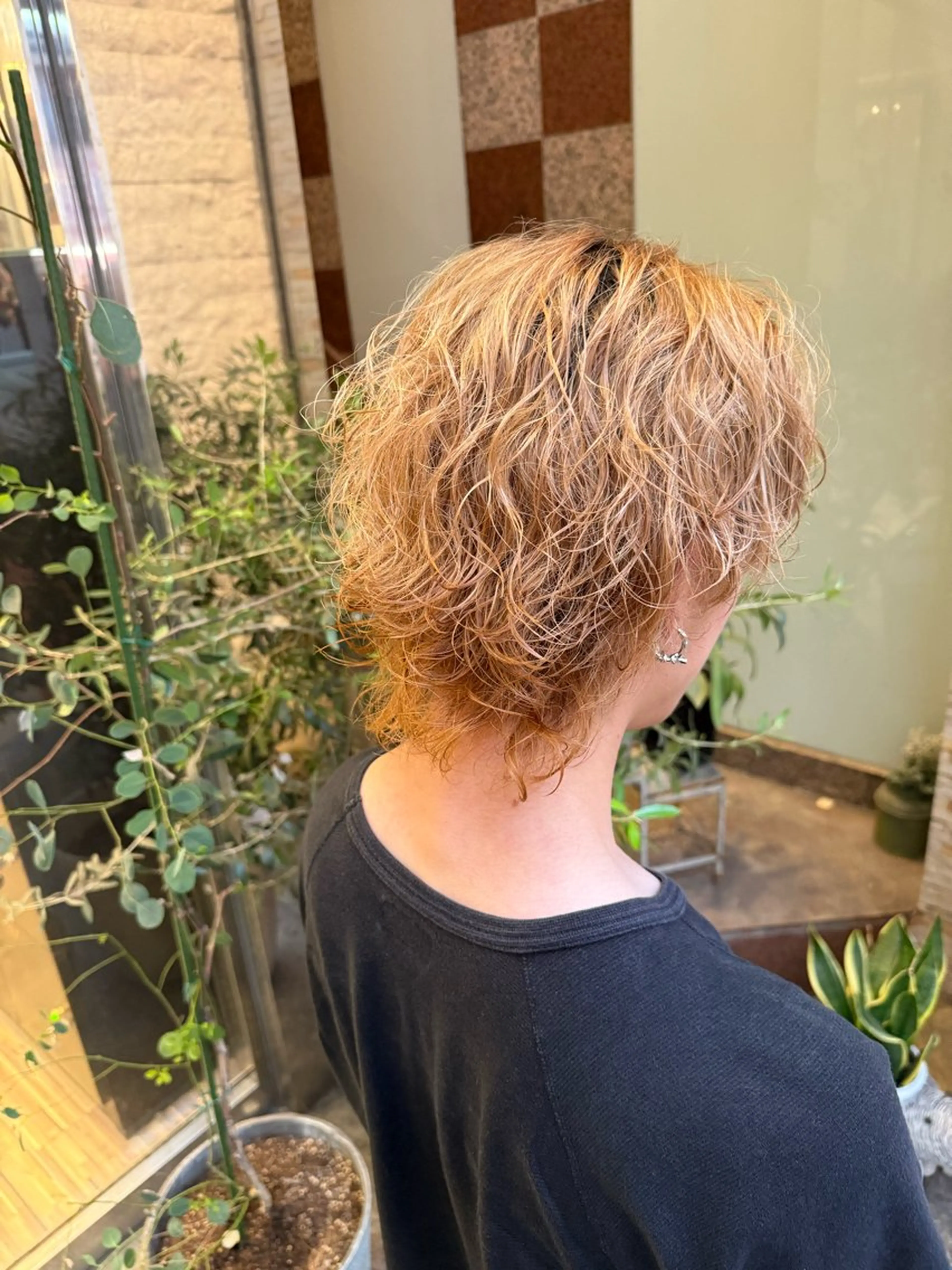 パーマ メンズ カット ヘアカラー パーマ トリートメント EARTH 山﨑龍馬のヘアスタイル