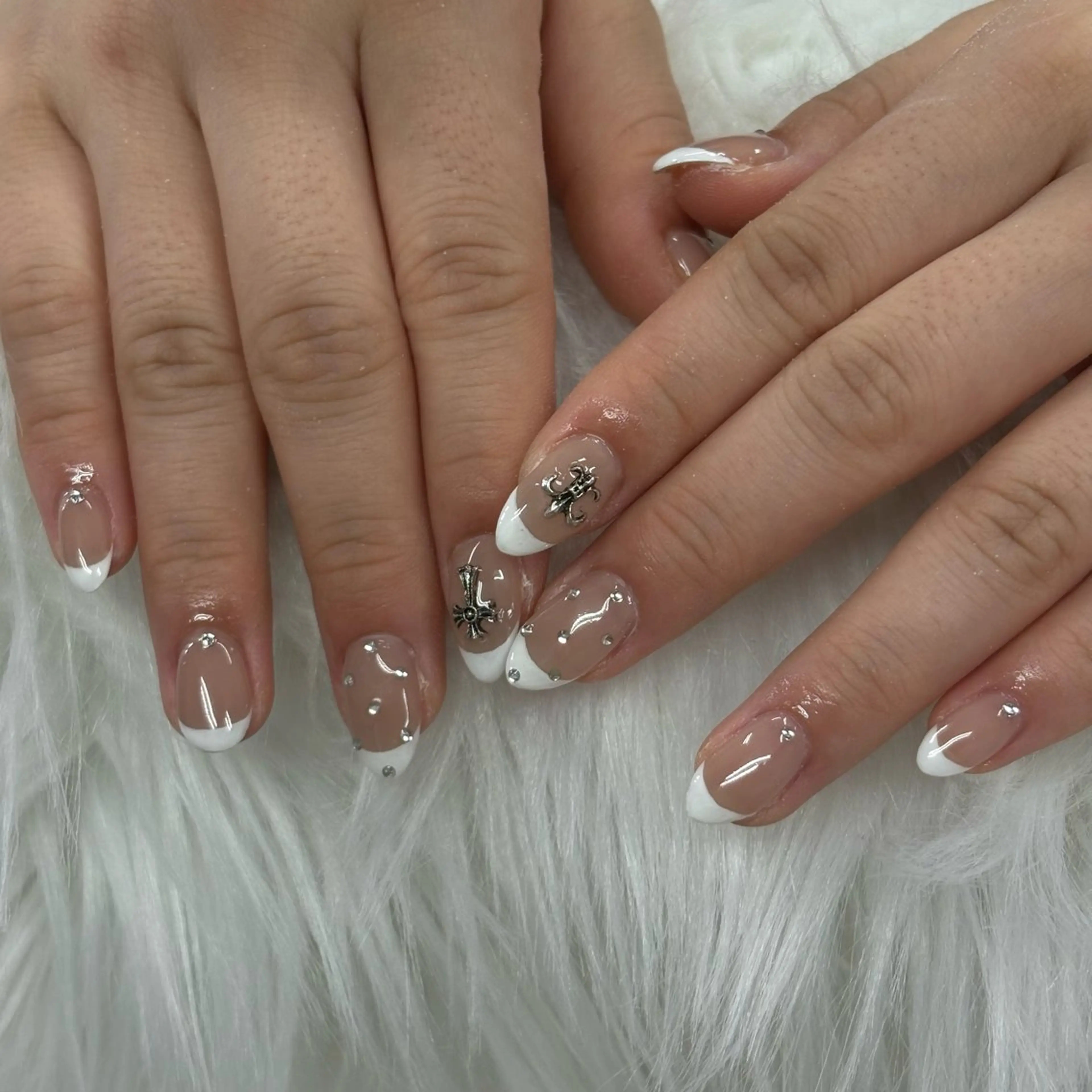 ネイル ハンドネイル SHION  のネイルデザイン