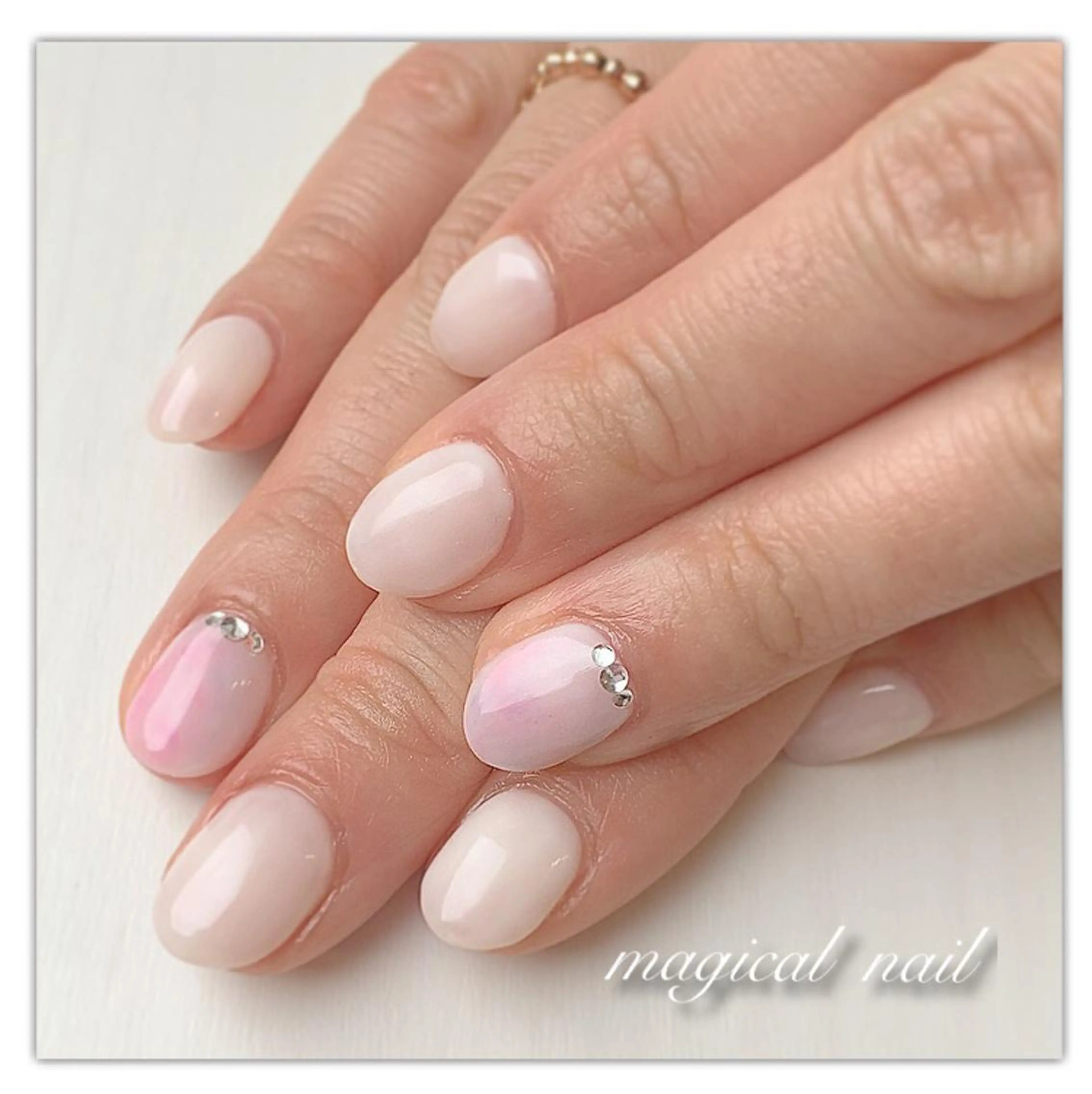 ネイル アートネイル ニュアンスネイル ワンカラーネイル magical nailのネイルデザイン