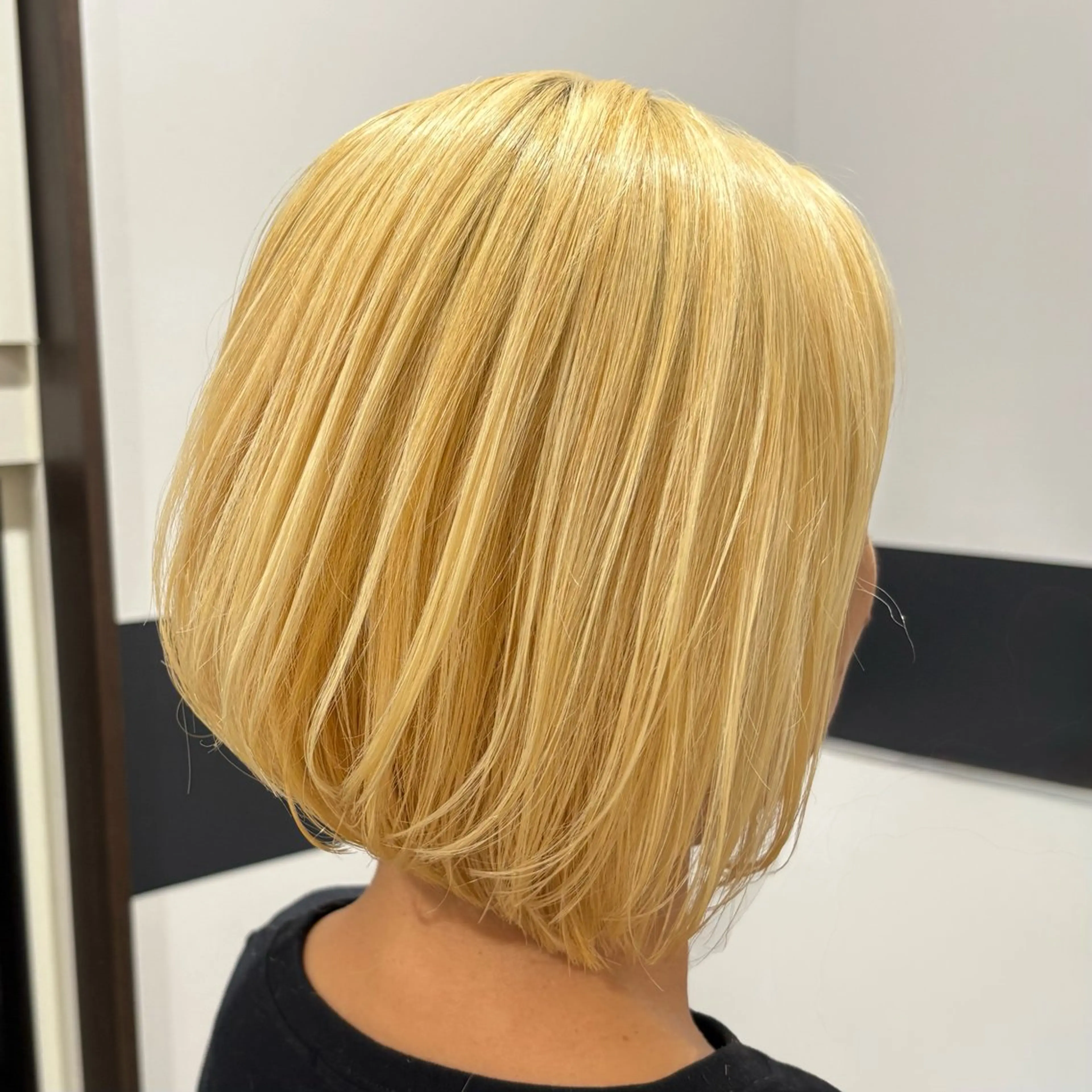 ショート ボブレイヤー ボブ レイヤーカット ボブ/外国人風カラー 🩵mikiのヘアスタイル