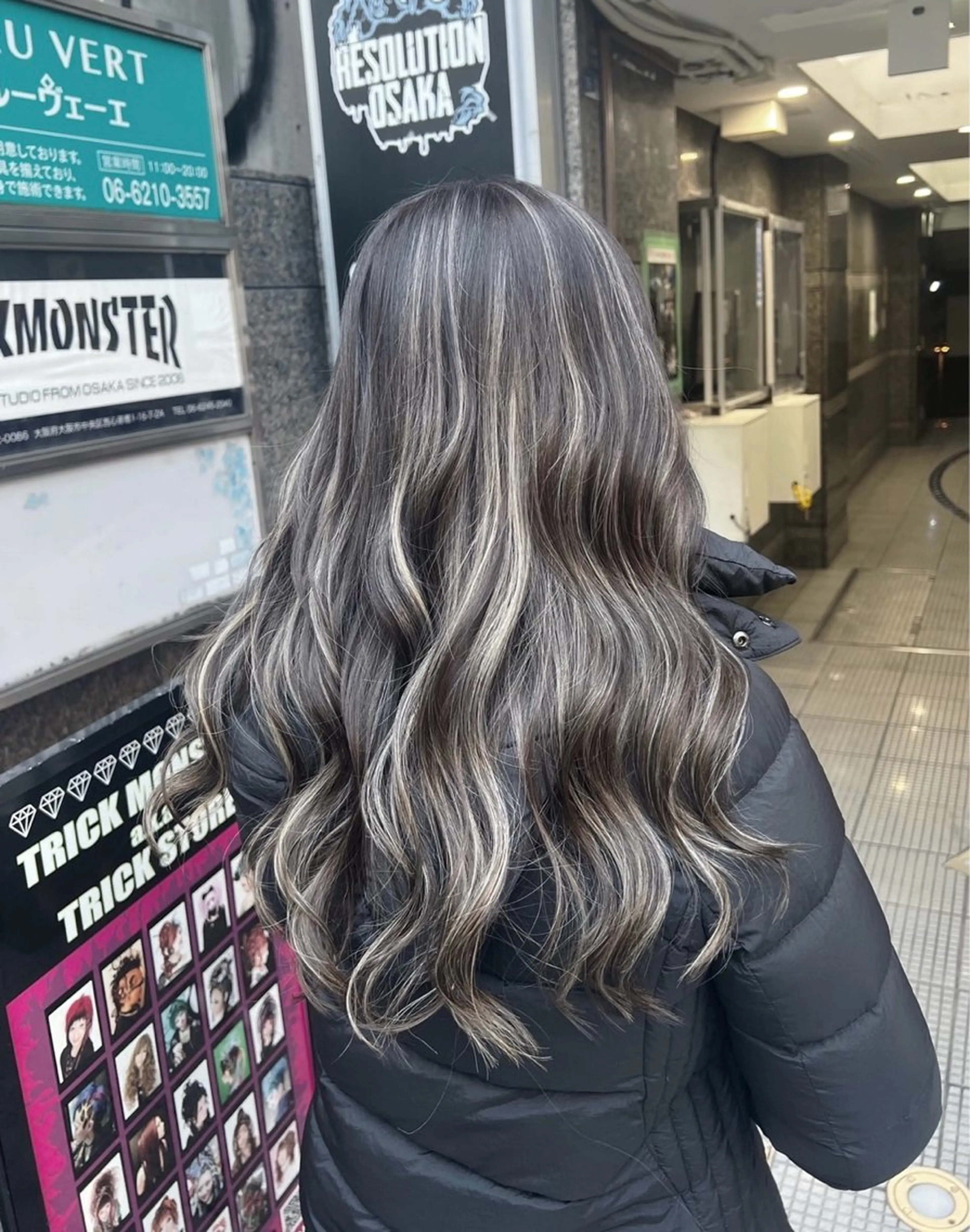 ロング カラー ダークグレー ダークグレージュ グレージュ ハイライトカラー ハイライト ヘアカラー トリートメント ROBIN所属・指名数No.1 /NAOYAのヘアスタイル
