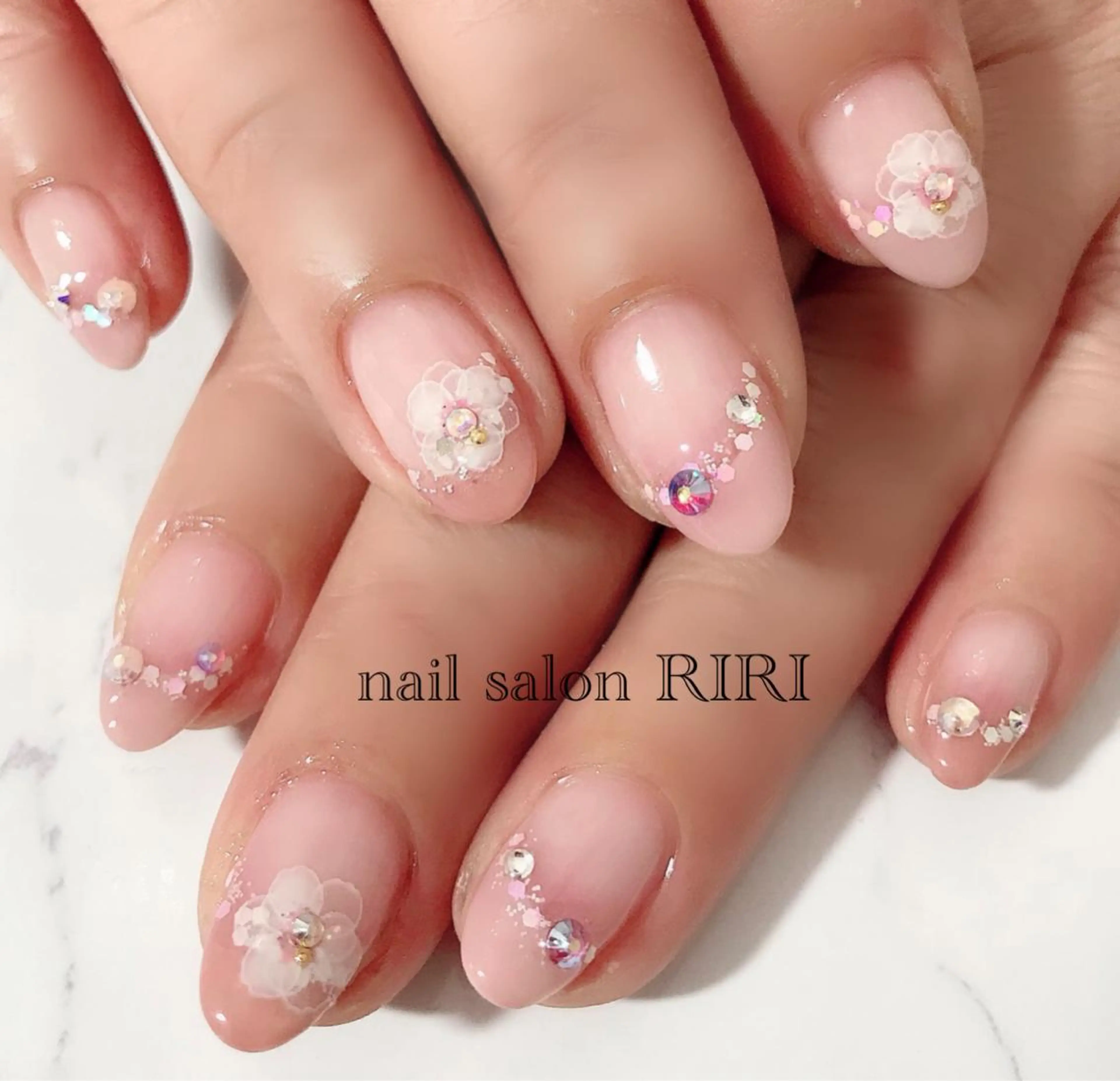 ネイル フラワーネイル private  nail  salon RIRI所属・RIRI リリのネイルデザイン