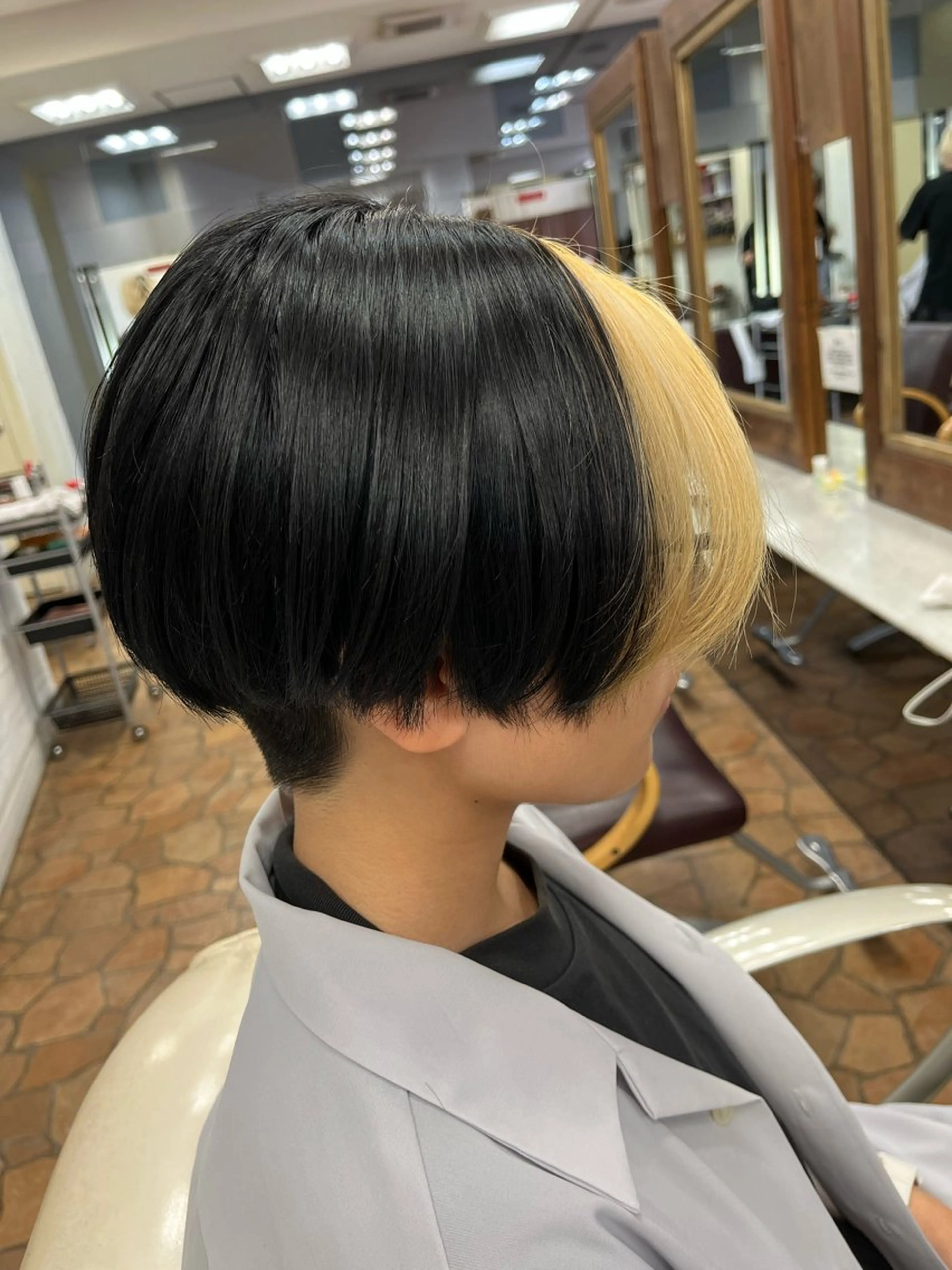 ショート カラー ✨ショート/ボブ 縮毛矯正✨アキラのヘアスタイル