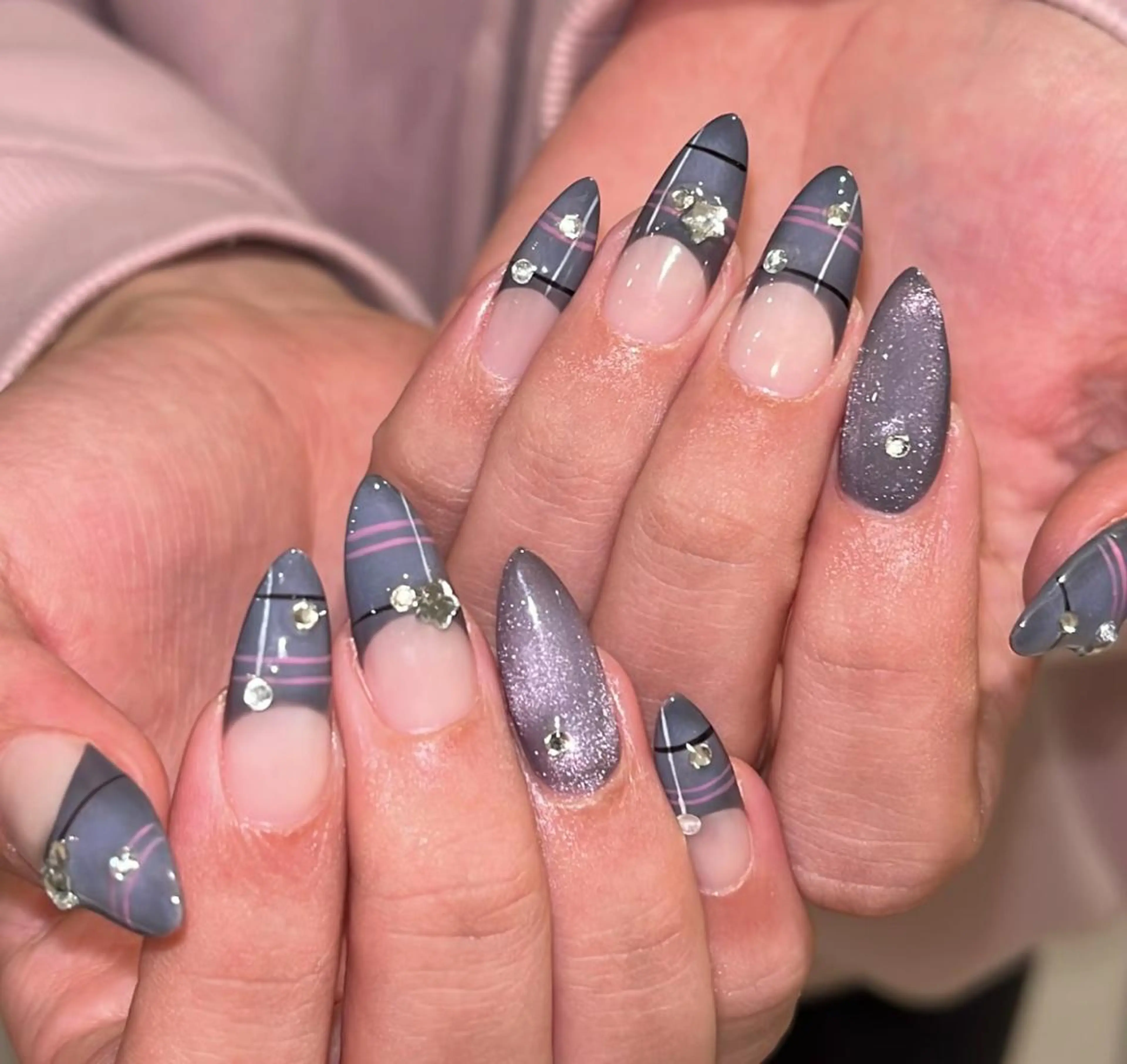 ネイル ハンドネイル 🎀 NaNa_nailのネイルデザイン