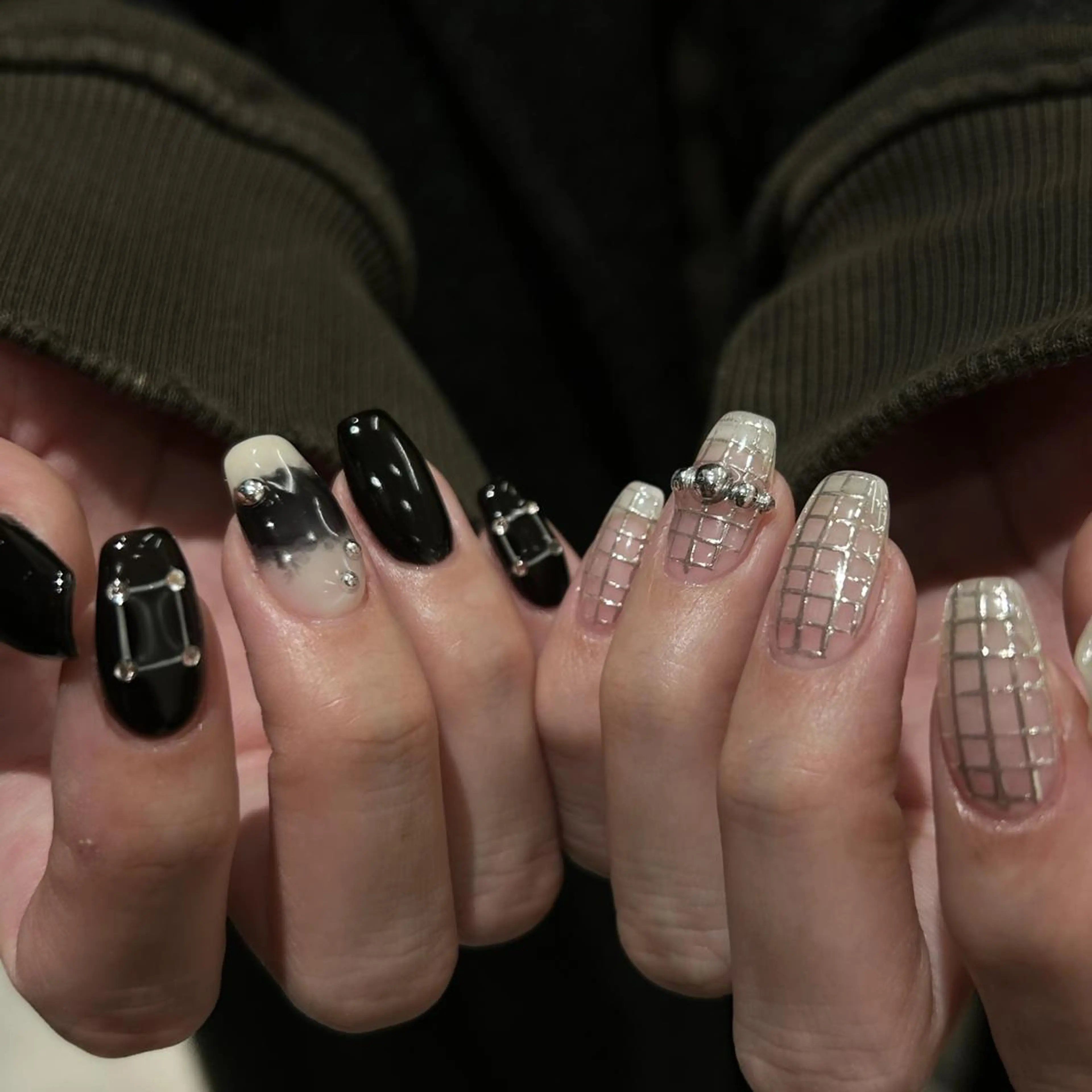 ネイル オーロラネイル ジェルネイル 氷ネイル・うるうるネイル 韓国ネイル ミラーネイル ハンドネイル nails TOKYOのネイルデザイン