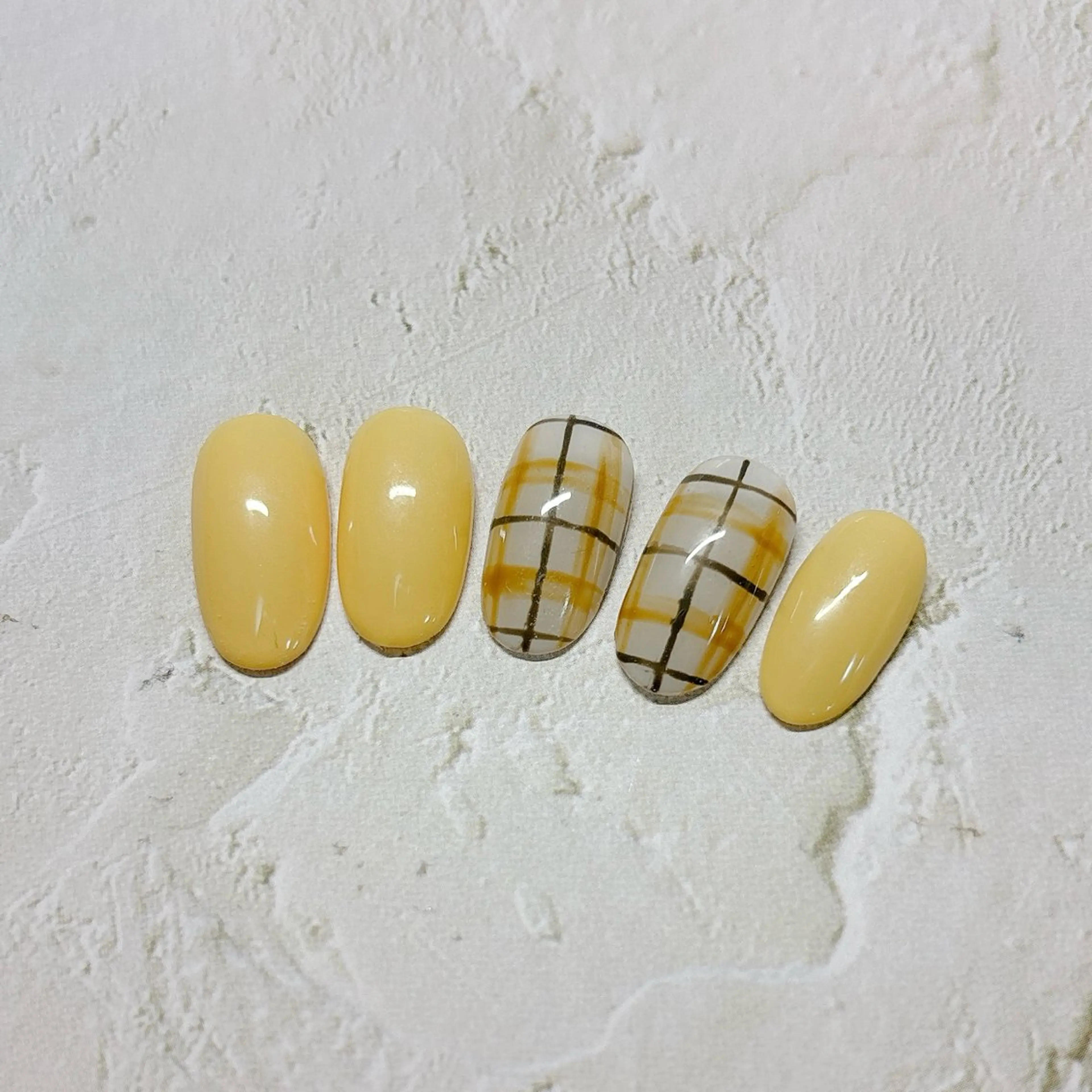 ネイル ハンドネイル アネラ もか.⋆𝜗𝜚のネイルデザイン