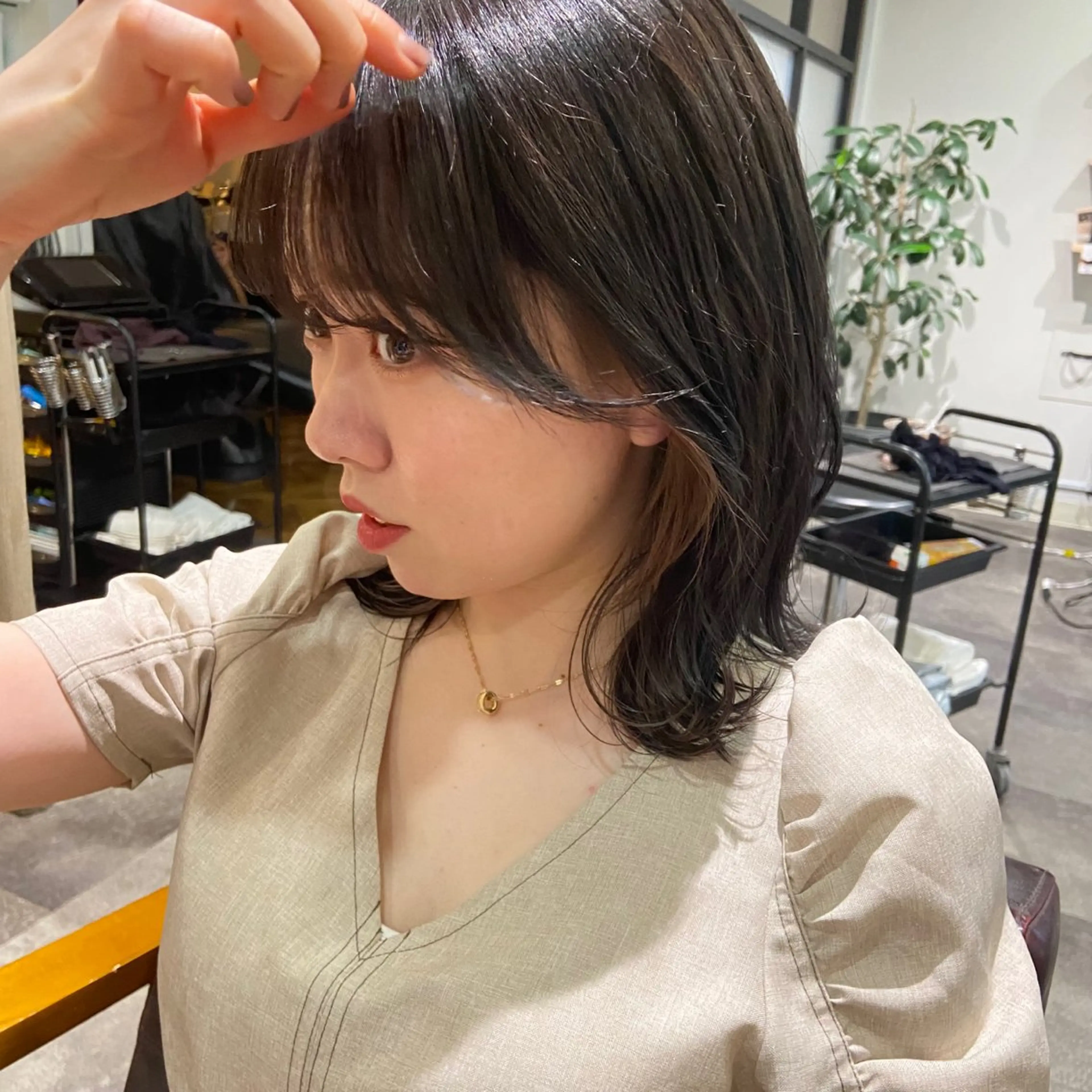 ミディアム est-r.Fukuoka 福岡博多店所属・arisa/艶カラー /透明感カラーのヘアスタイル