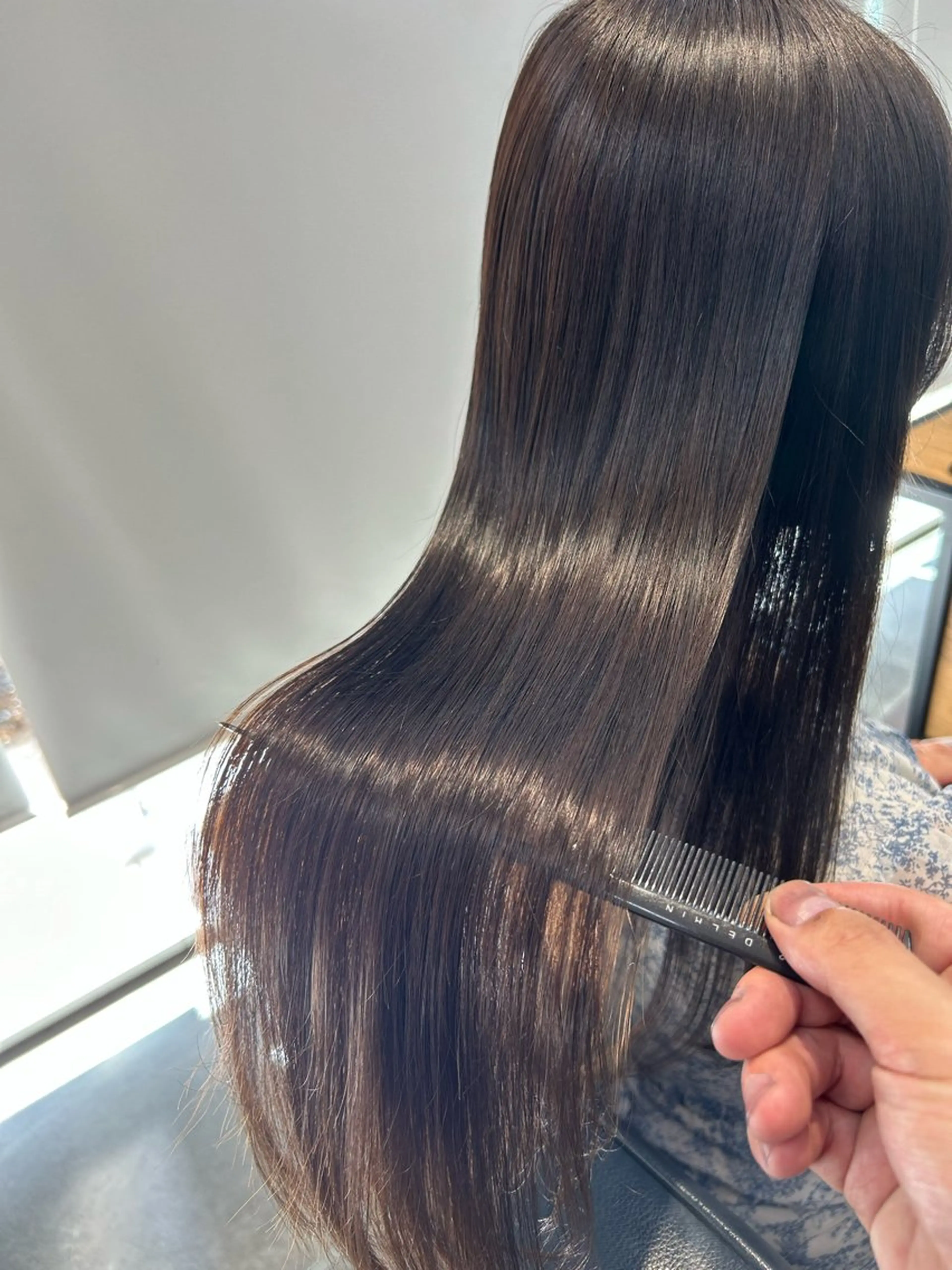 ロング アッシュ アッシュブラウン ☆髪質改善特化☆ newi梅田　コウキのヘアスタイル