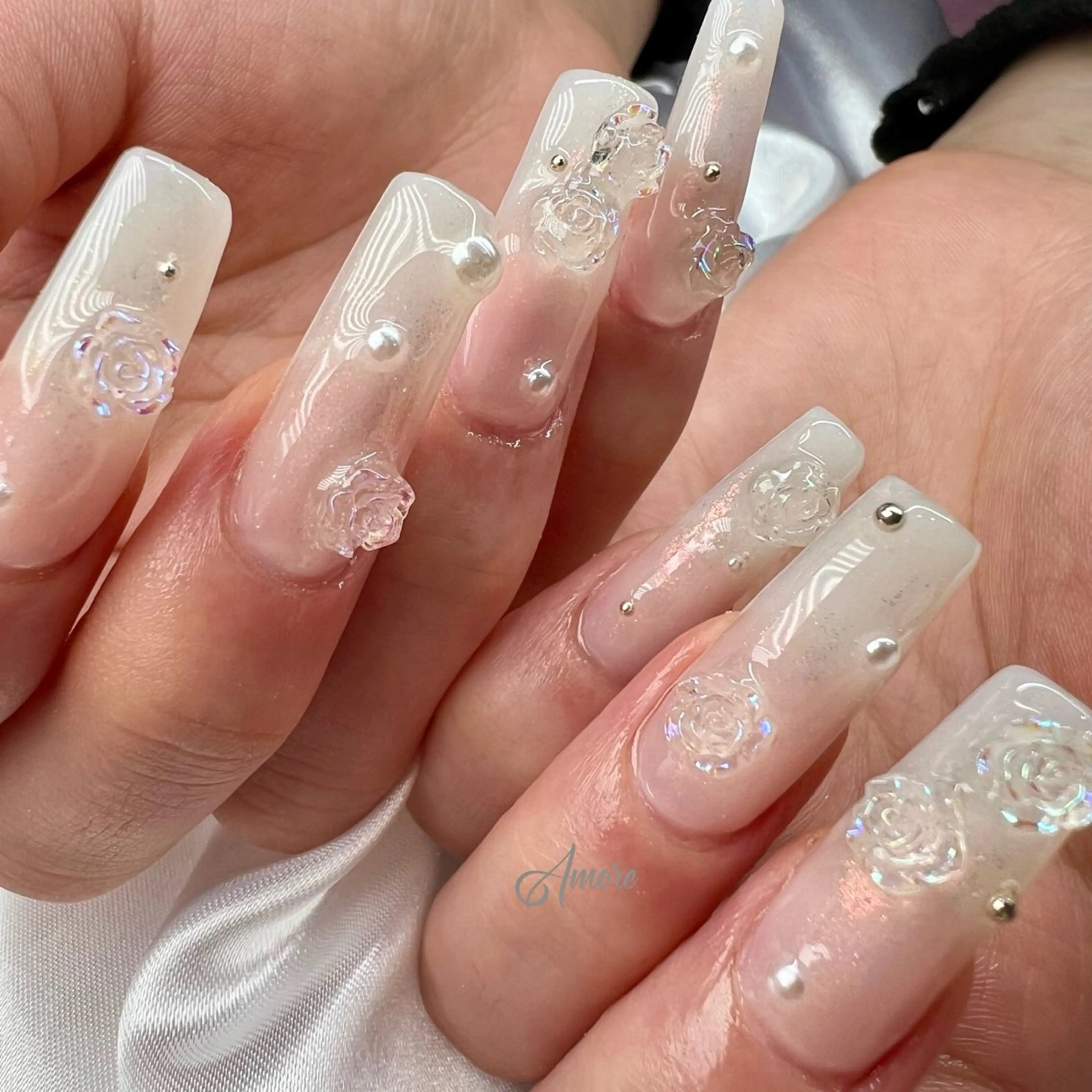 ネイル ジェルネイル キラキラネイル 韓国ネイル パラジェル 冬ネイル You kyehwaのネイルデザイン