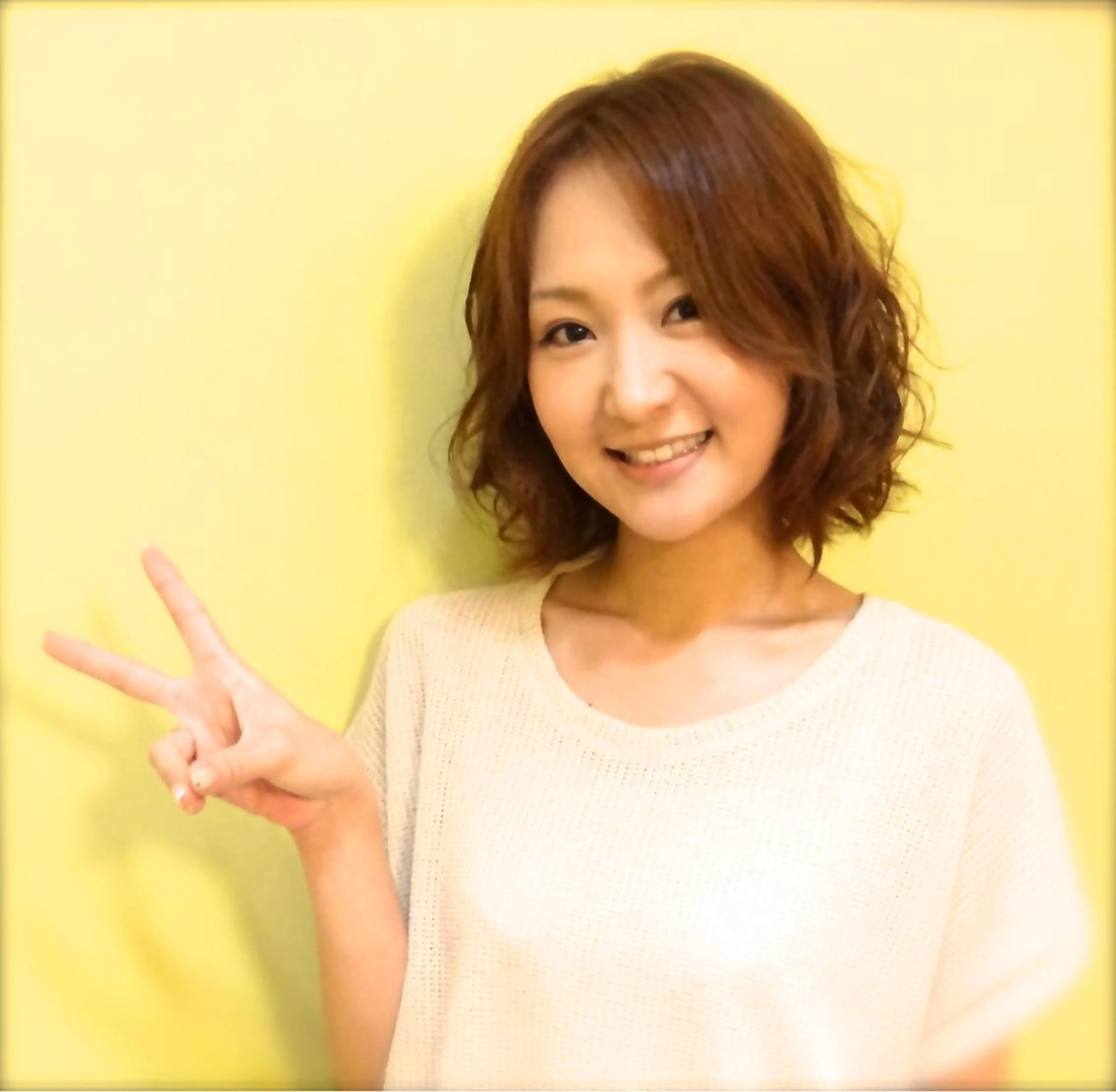 ミディアム カラー パーマ 鬼頭 洋吏のヘアスタイル