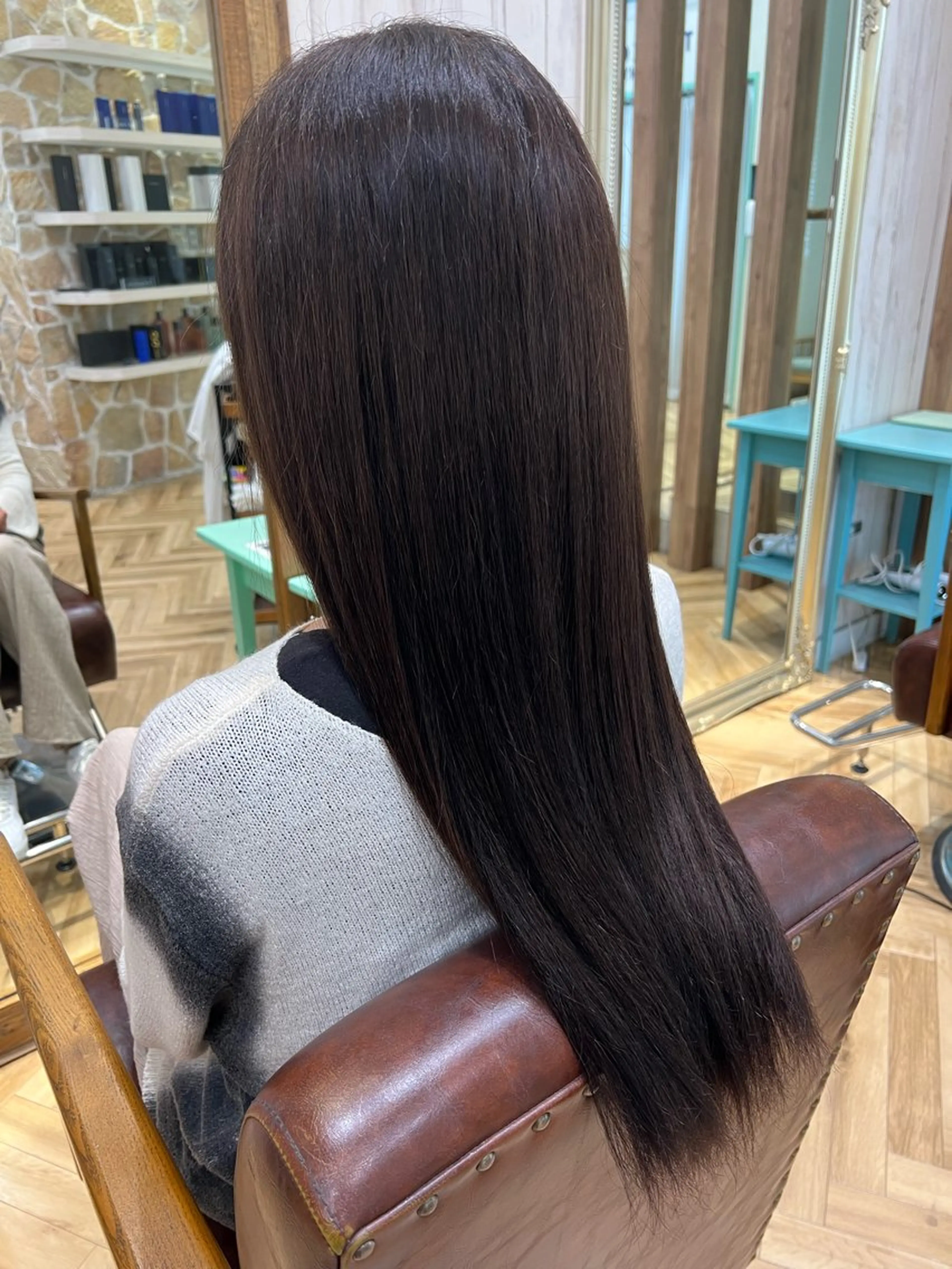 ロング TRIBECA所属・岩波 寛悟のヘアスタイル