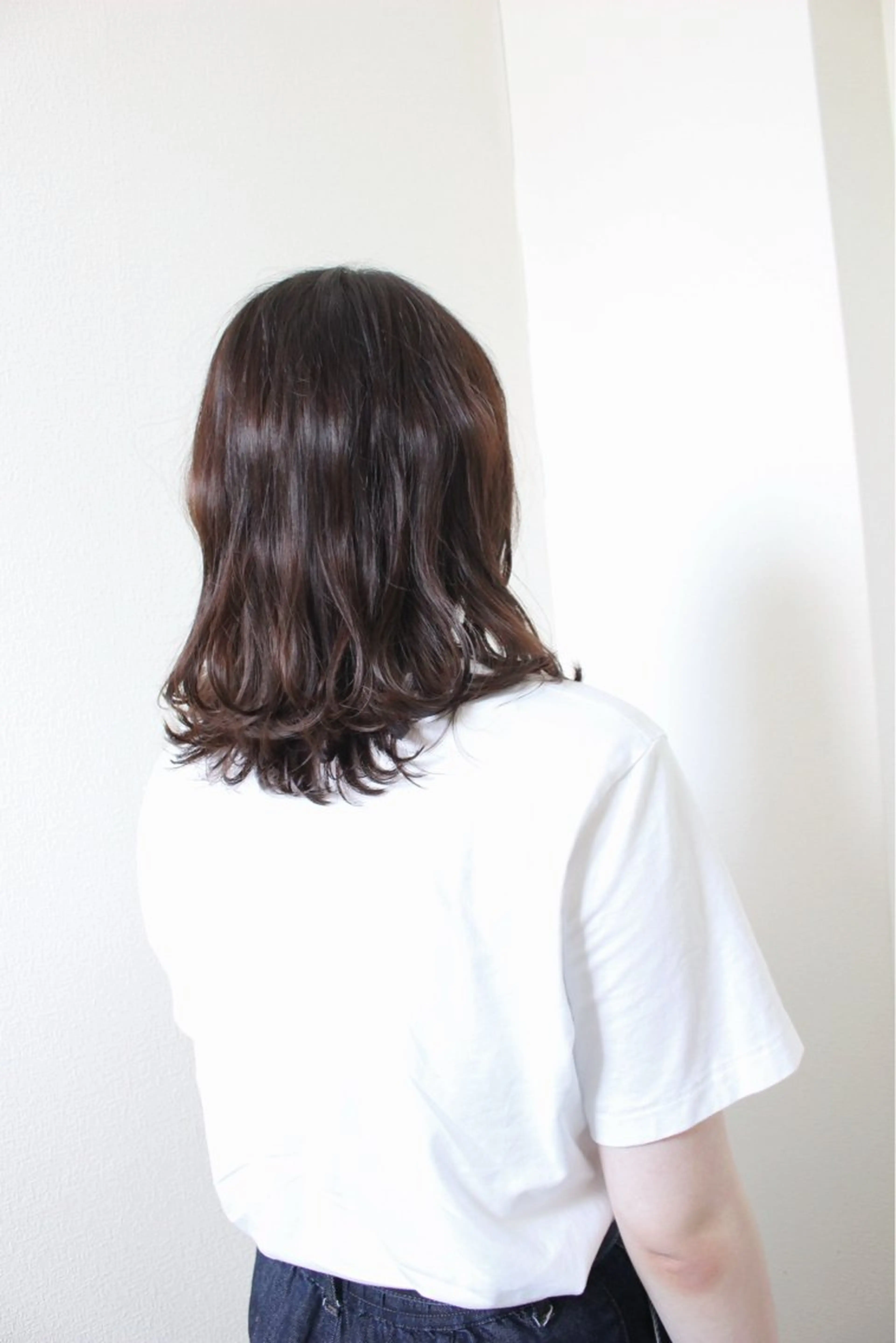 ミディアム 外ハネヘア カット 土居 正季のヘアスタイル